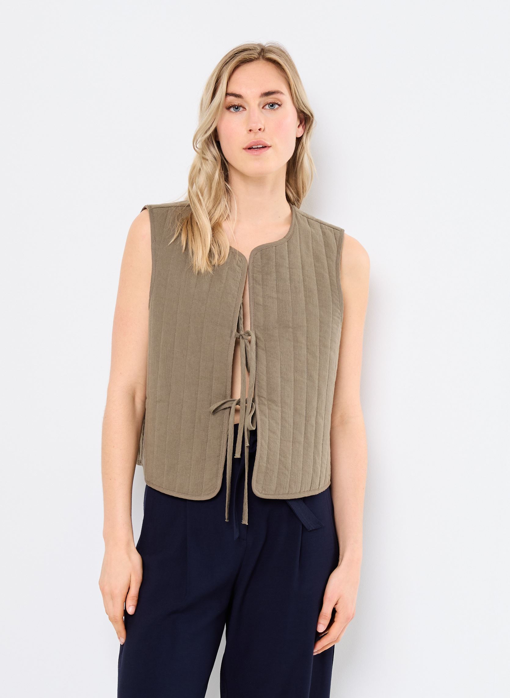 Gilets PCMASTINA SL VEST WVN BC femme vert Pieces Gilets PCMASTINA SL VEST WVN BC femme vert Kalamata
