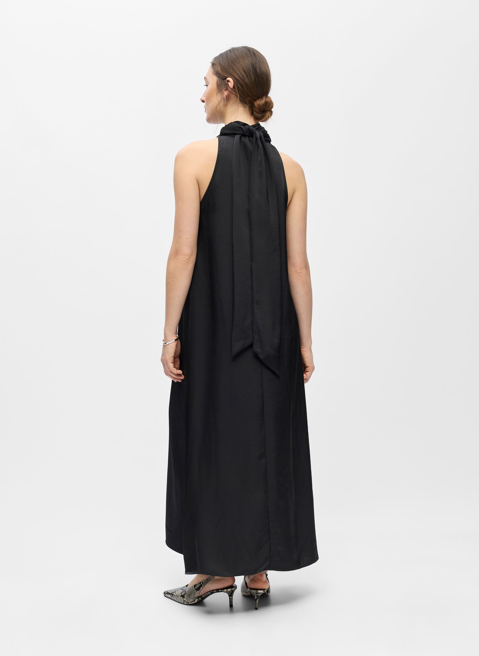Overhemdjurken PCPIA 2/4 MIDI SHIRT DRESS WVN NOOS dames zwart Pieces Overhemdjurken PCPIA 2/4 MIDI SHIRT DRESS WVN NOOS dames zwart Black