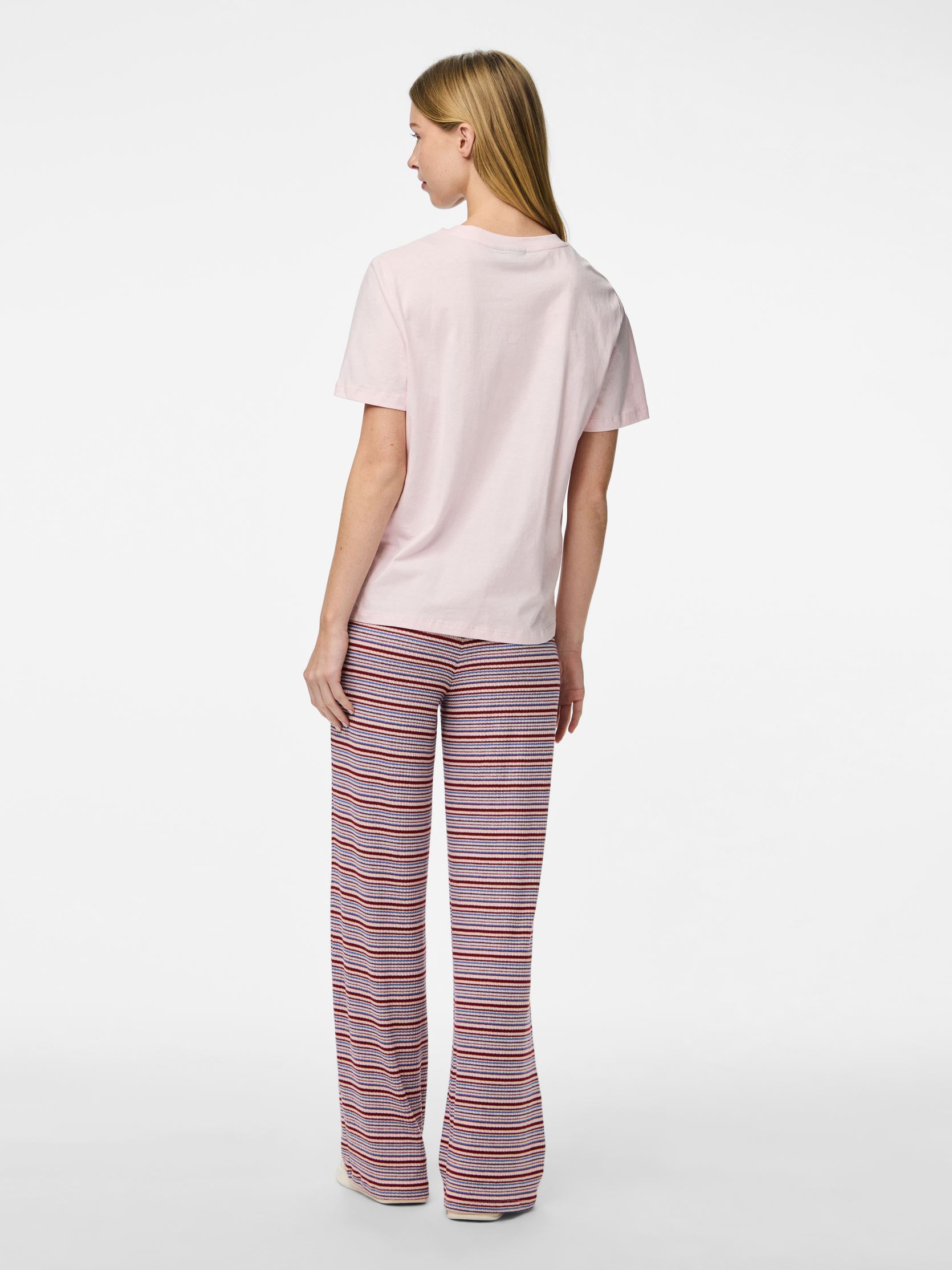 Tee-shirts manches courtes PCTAMERA SS PRINTED T-SHIRT JRS BC femme rose Pieces Tee-shirts manches courtes PCTAMERA SS PRINTED T-SHIRT JRS BC femme rose PINK-A-BOO