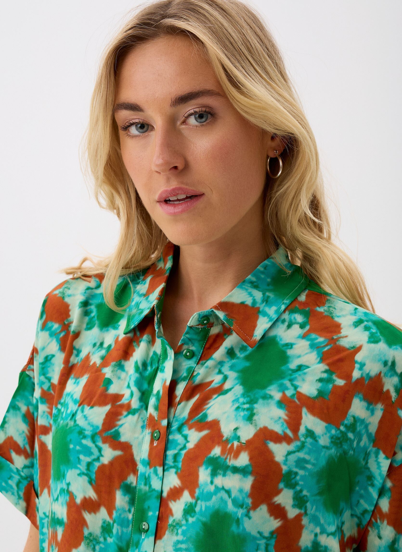 Chemises manches courtes PCTRAYCE SS SHIRT WVN FC BC femme vert Pieces Chemises manches courtes PCTRAYCE SS SHIRT WVN FC BC femme vert Columbia