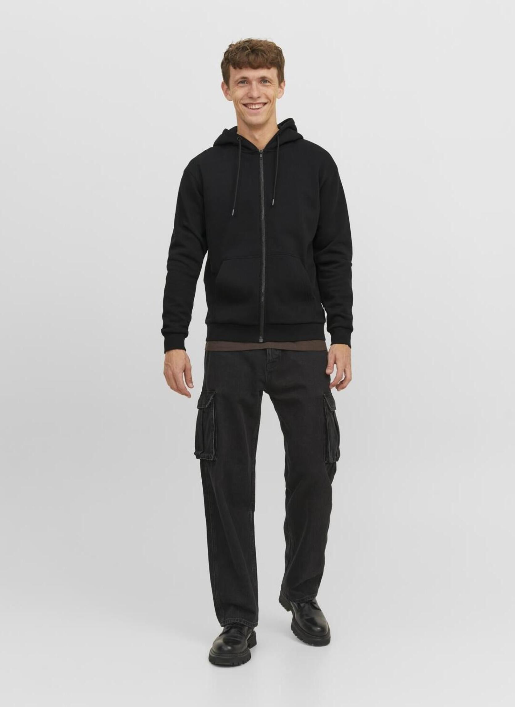 Felpe con zip JJEBRADLEY SWEAT ZIP HOOD NOOS uomo nero Jack & Jones Felpe con zip JJEBRADLEY SWEAT ZIP HOOD NOOS uomo nero BLACK