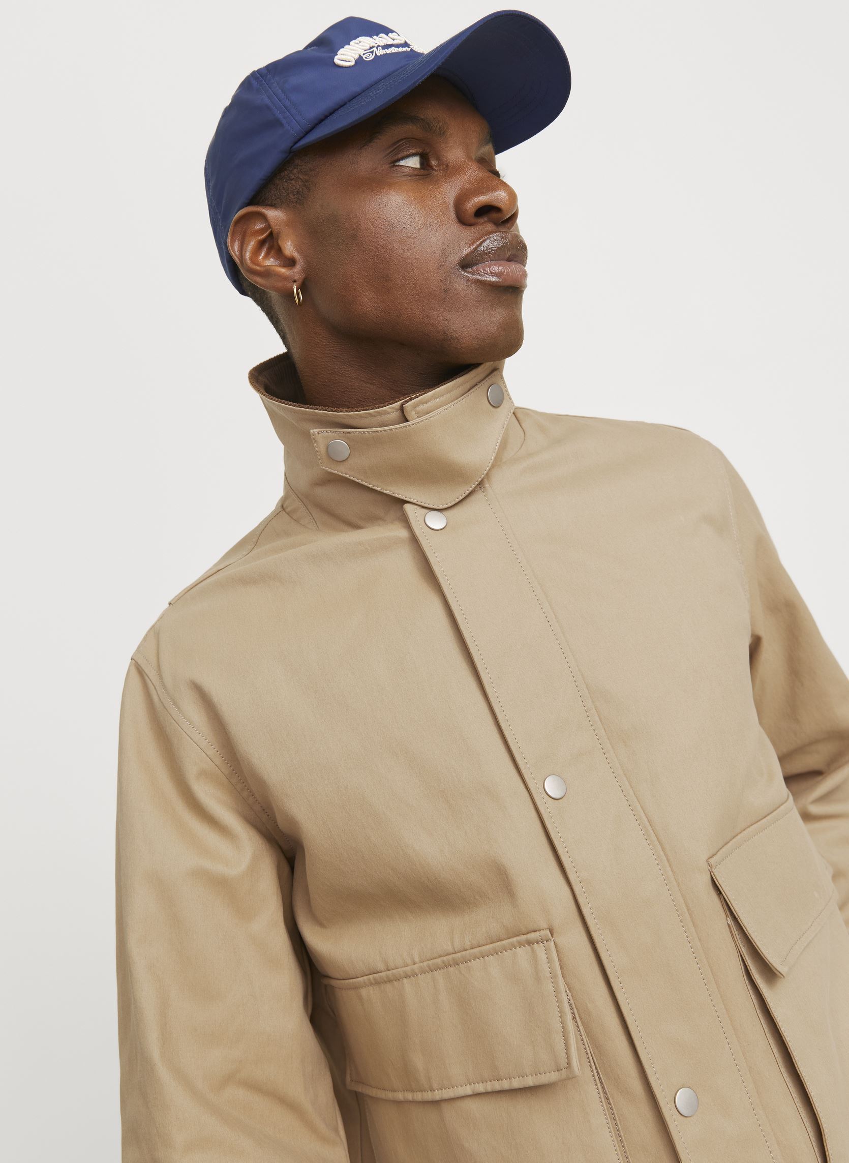 Vestes JORMANCHESTER JACKET homme beige Jack & Jones Vestes JORMANCHESTER JACKET homme beige SAFARI