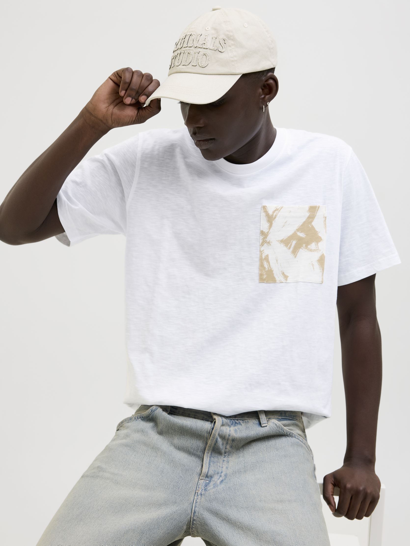 Tee-shirts manches courtes JORSPLIT AOP POCKET TEE SS CREW NECK homme blanc Jack & Jones Tee-shirts manches courtes JORSPLIT AOP POCKET TEE SS CREW NECK homme blanc BRIGHT WHITE