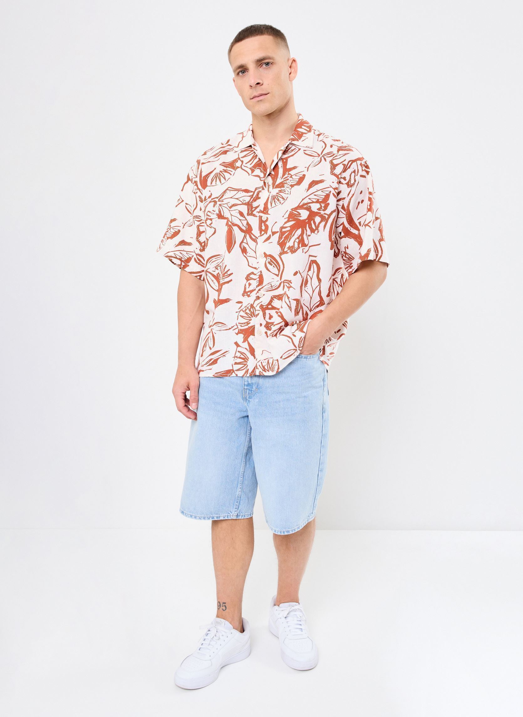 Chemises JORPAROS AOP OVERSIZED SHIRT SS homme blanc Jack & Jones Chemises JORPAROS AOP OVERSIZED SHIRT SS homme blanc CLOUD DANCER