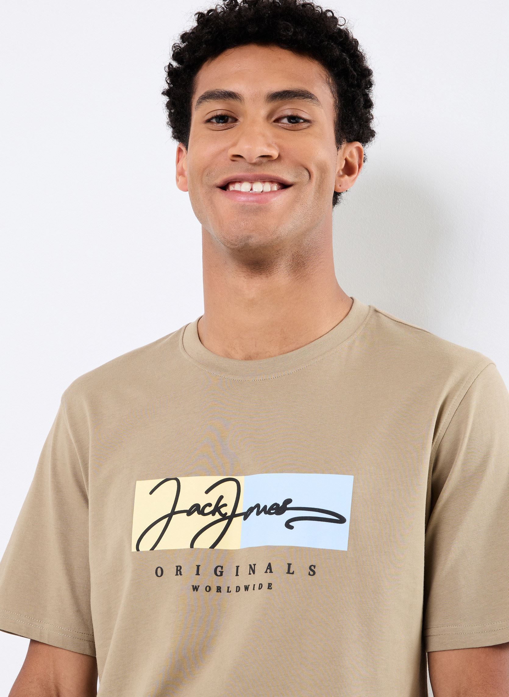 Tee-shirts manches courtes JORFREDERIKSBERG BOX SCRIPT TEE SS CN LN homme vert Jack & Jones Tee-shirts manches courtes JORFREDERIKSBERG BOX SCRIPT TEE SS CN LN homme vert SILVER SAGE