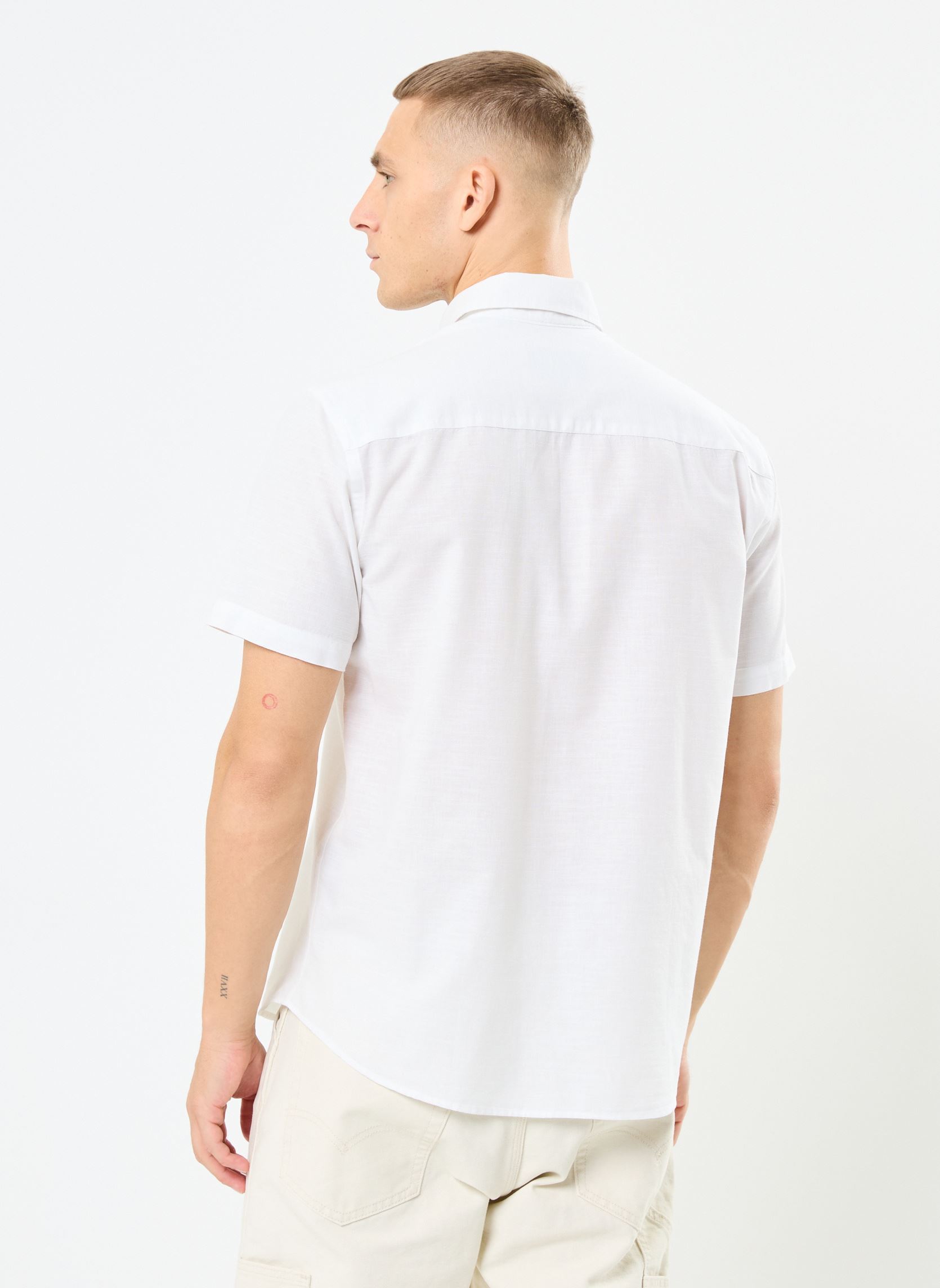 Hemden JPRBLUSUMMER SHIELD S/S SHIRT LN heren wit Jack & Jones Hemden JPRBLUSUMMER SHIELD S/S SHIRT LN heren wit BRIGHT WHITE