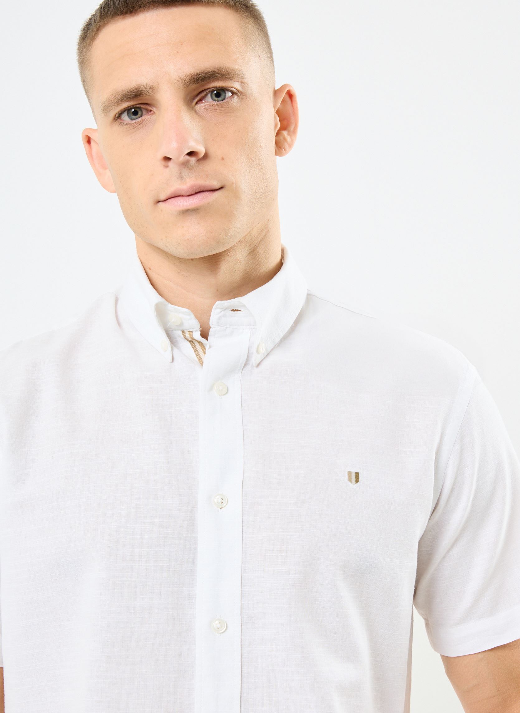 Hemden JPRBLUSUMMER SHIELD S/S SHIRT LN heren wit Jack & Jones Hemden JPRBLUSUMMER SHIELD S/S SHIRT LN heren wit BRIGHT WHITE