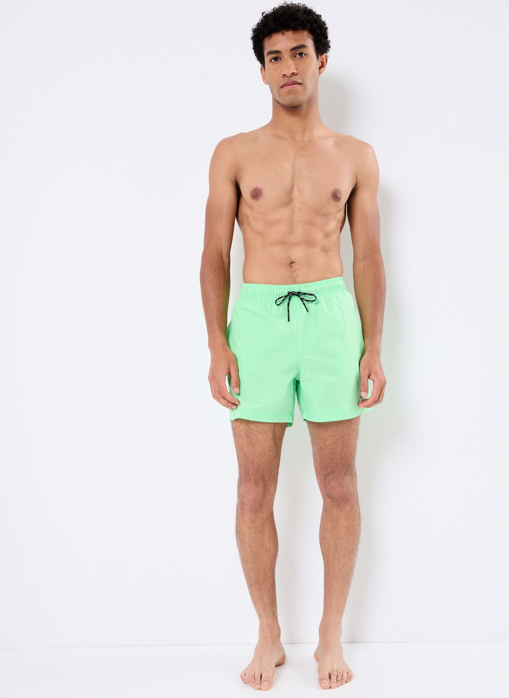 Badeshorts JPSTMAUI JJSWIM SOLID AKM SN herren grün Jack & Jones Badeshorts JPSTMAUI JJSWIM SOLID AKM SN herren grün SUMMER GREEN