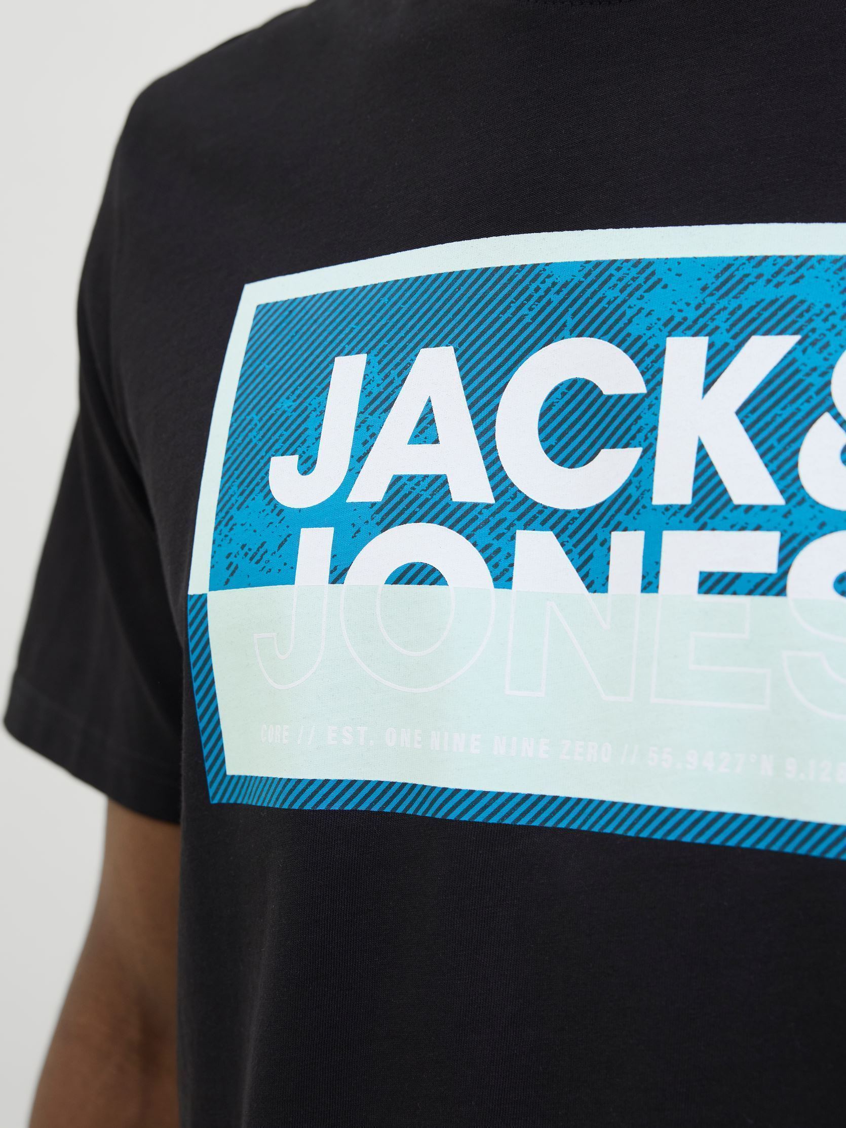 Tee-shirts manches courtes JCOLOGAN SUMMER PRINT TEE CREW NECK SMU homme noir Jack & Jones Tee-shirts manches courtes JCOLOGAN SUMMER PRINT TEE CREW NECK SMU homme noir BLACK