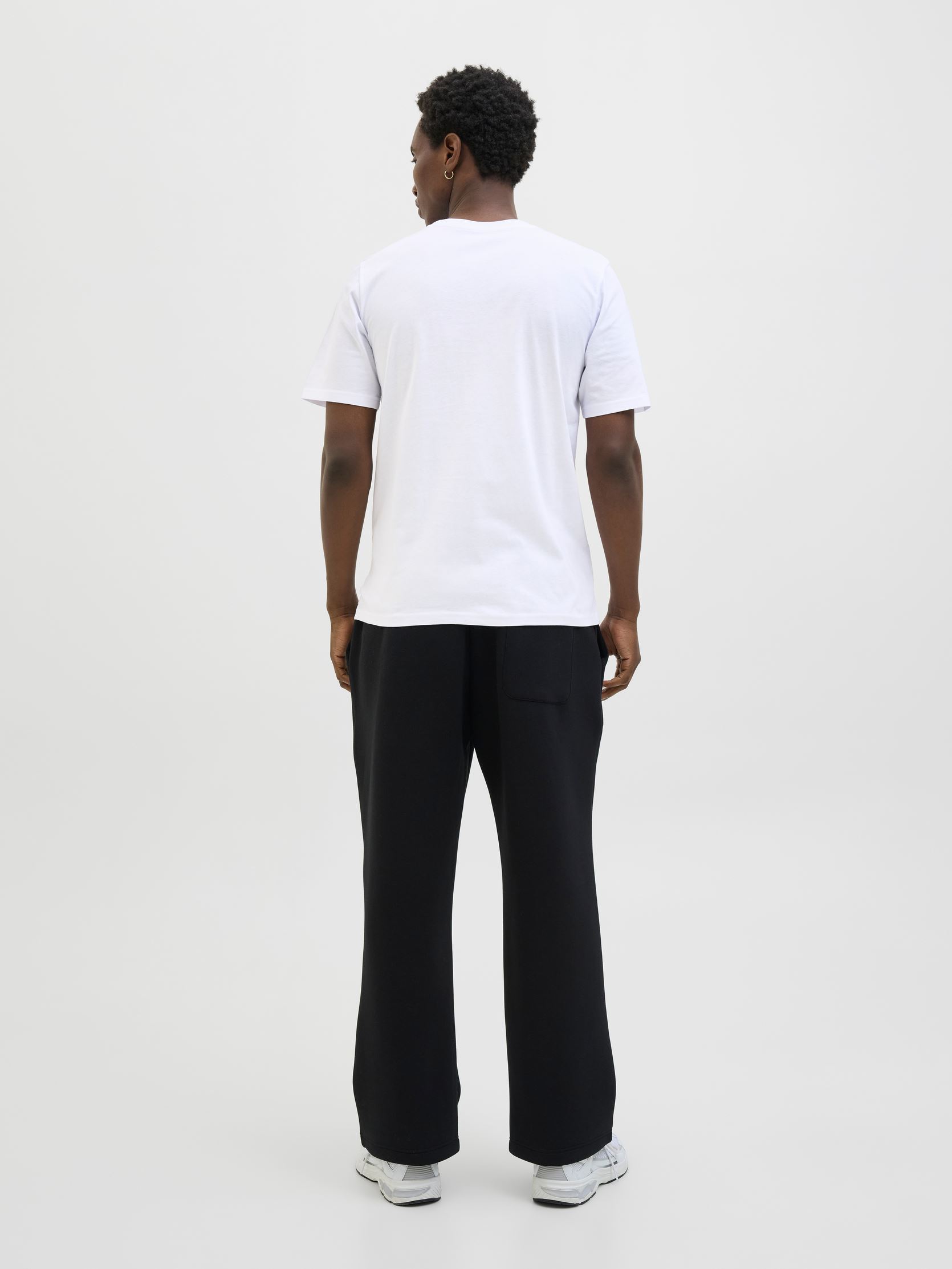 Tee-shirts manches courtes JCOLOGAN SUMMER PRINT TEE CREW NECK SMU homme blanc Jack & Jones Tee-shirts manches courtes JCOLOGAN SUMMER PRINT TEE CREW NECK SMU homme blanc WHITE