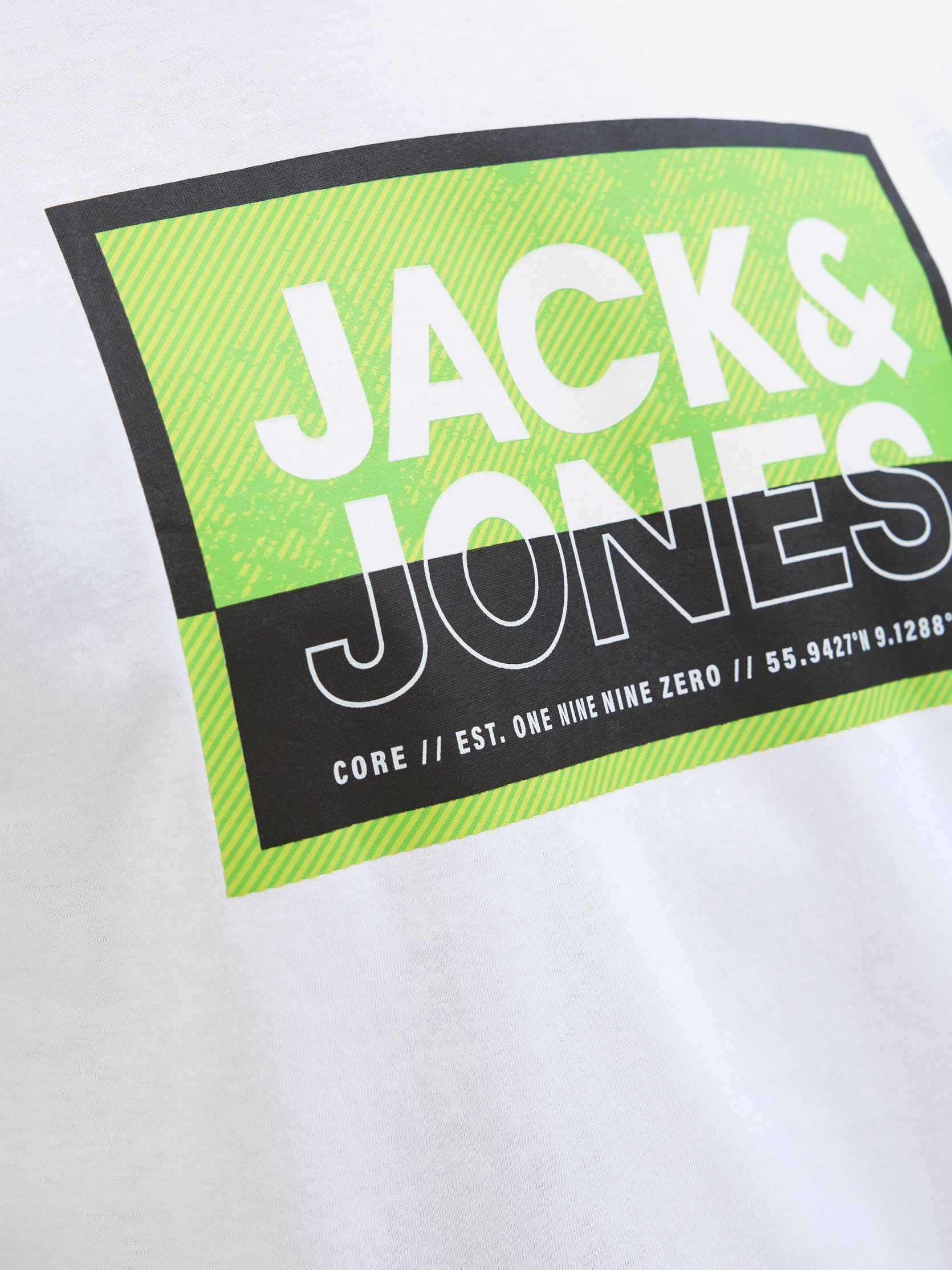 Tee-shirts manches courtes JCOLOGAN SUMMER PRINT TEE CREW NECK SMU homme blanc Jack & Jones Tee-shirts manches courtes JCOLOGAN SUMMER PRINT TEE CREW NECK SMU homme blanc WHITE