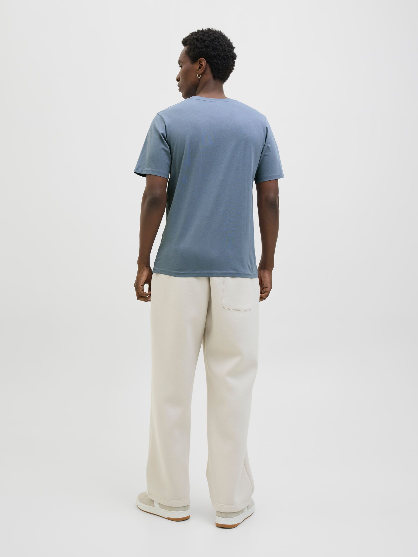 Tee-shirts manches courtes JCOLOGAN SUMMER PRINT TEE CREW NECK SMU homme bleu Jack & Jones Tee-shirts manches courtes JCOLOGAN SUMMER PRINT TEE CREW NECK SMU homme bleu FLINT STONE
