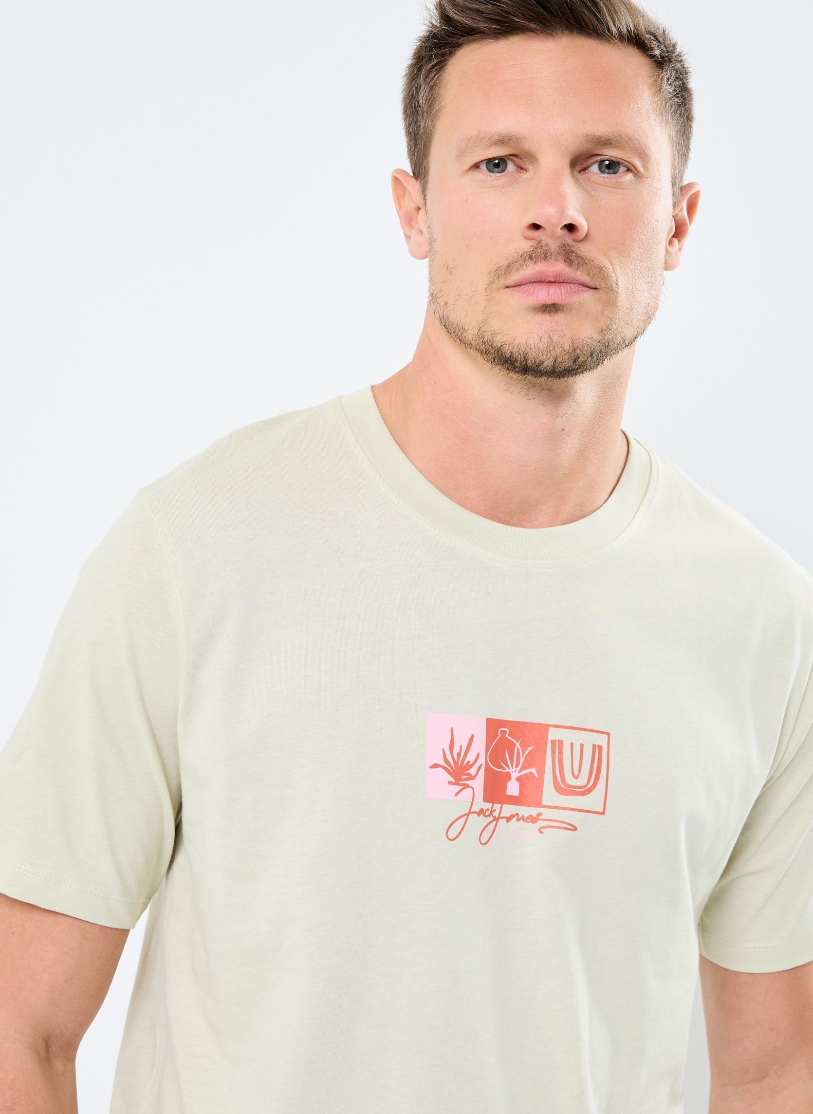 Tee-shirts manches courtes JORCANGGU FRONT TEE SS CREW NECK FST homme beige Jack & Jones Tee-shirts manches courtes JORCANGGU FRONT TEE SS CREW NECK FST homme beige CELADON TINT