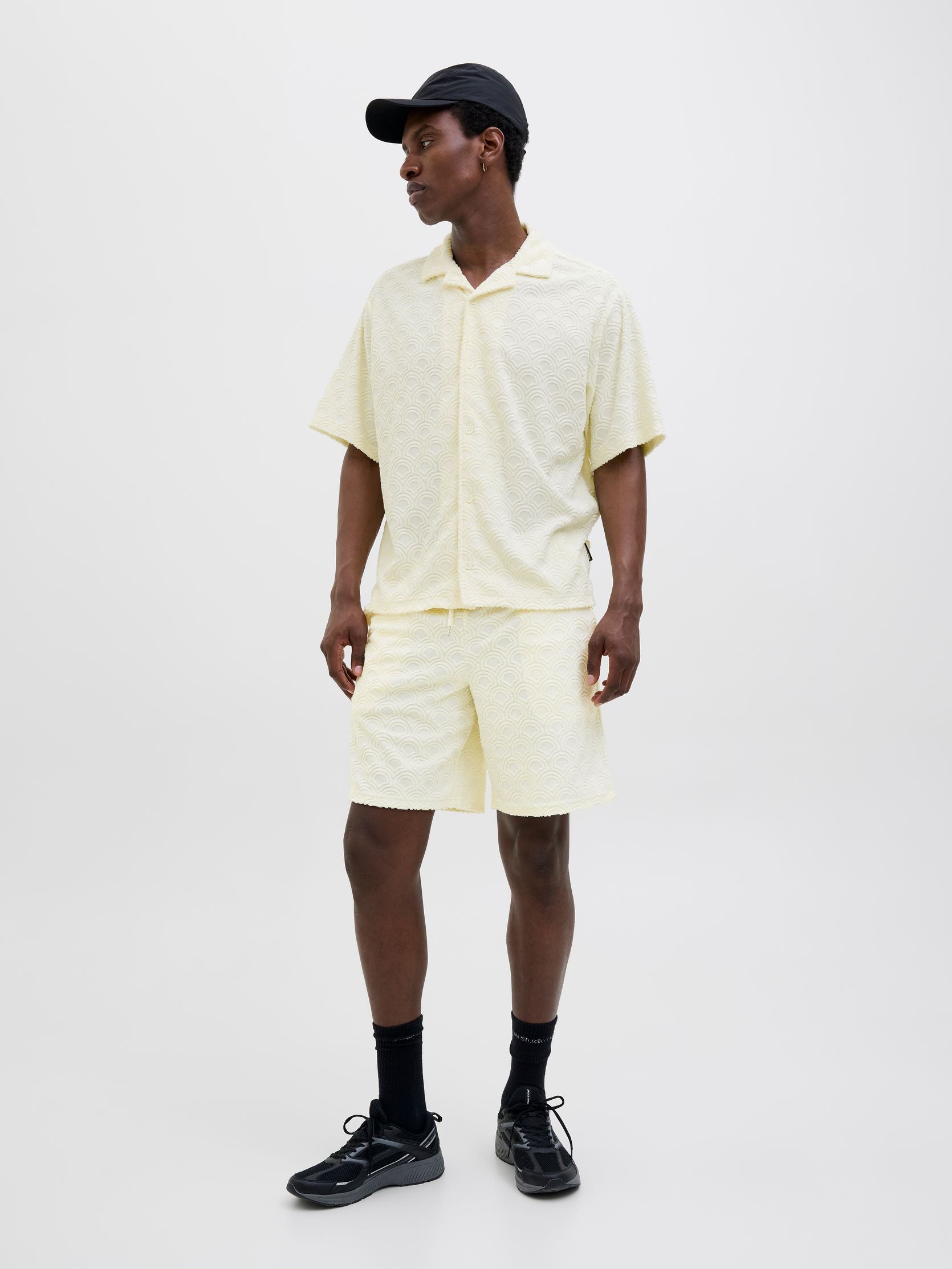 Pantaloncini JPSTJAIDEN INFINITY TOWELLING SHORTS SRT uomo giallo Jack & Jones Pantaloncini JPSTJAIDEN INFINITY TOWELLING SHORTS SRT uomo giallo SWEET CORN