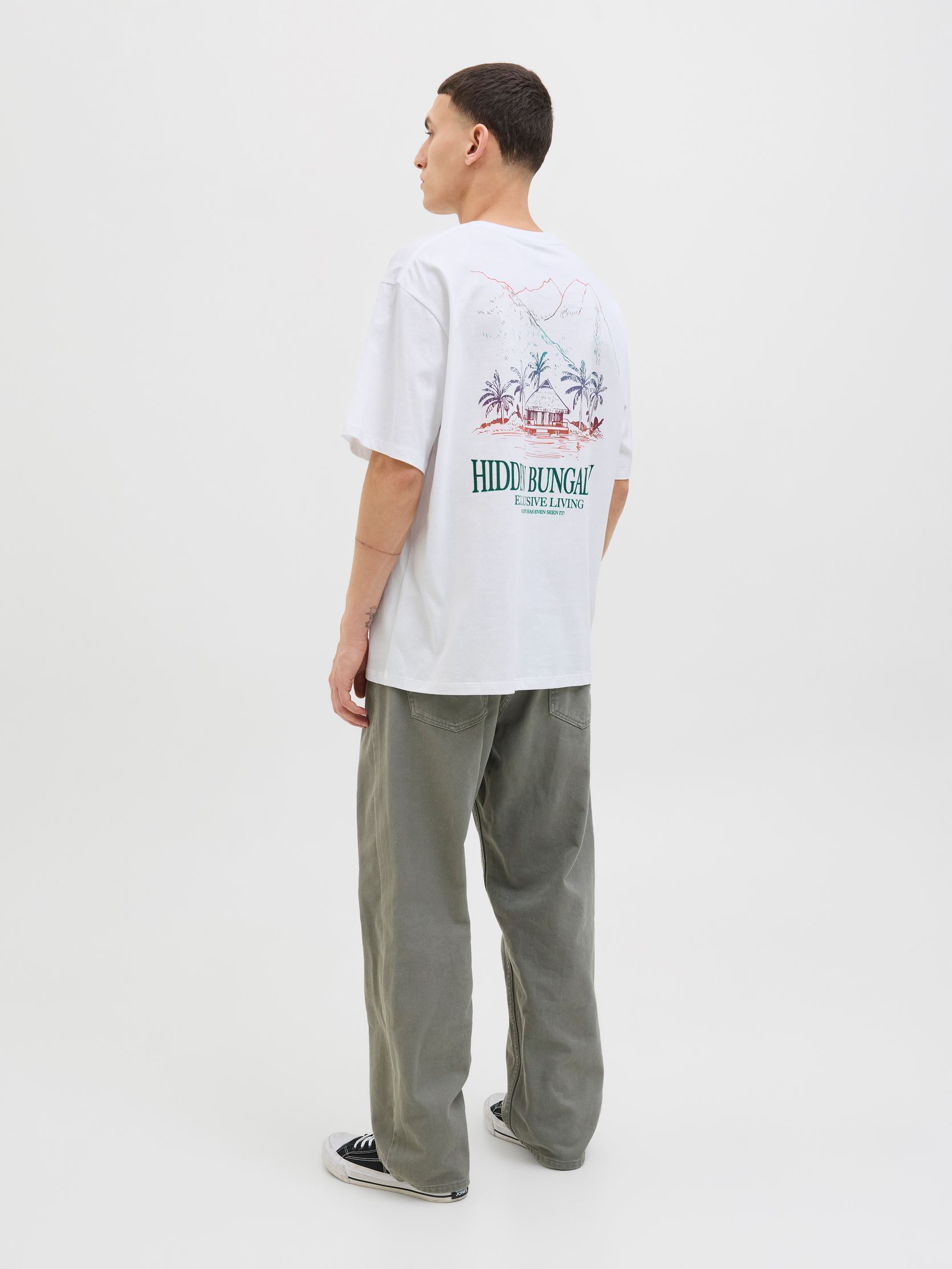 T-shirt a maniche corte JORWOWIE TEE SS CREW NECK TG uomo bianco Jack & Jones T-shirt a maniche corte JORWOWIE TEE SS CREW NECK TG uomo bianco BRIGHT WHITE HIDDEN