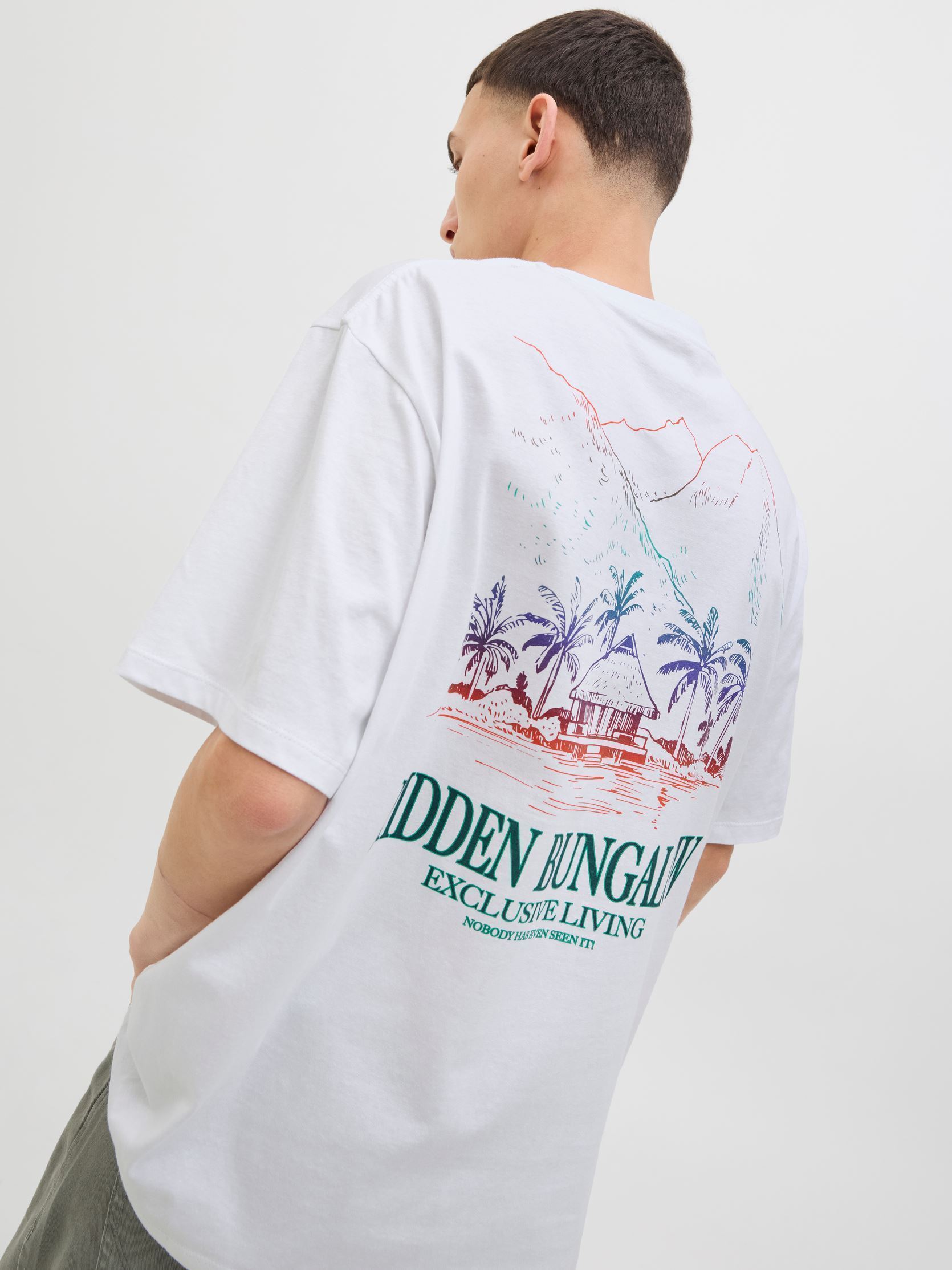 T-shirt a maniche corte JORWOWIE TEE SS CREW NECK TG uomo bianco Jack & Jones T-shirt a maniche corte JORWOWIE TEE SS CREW NECK TG uomo bianco BRIGHT WHITE HIDDEN