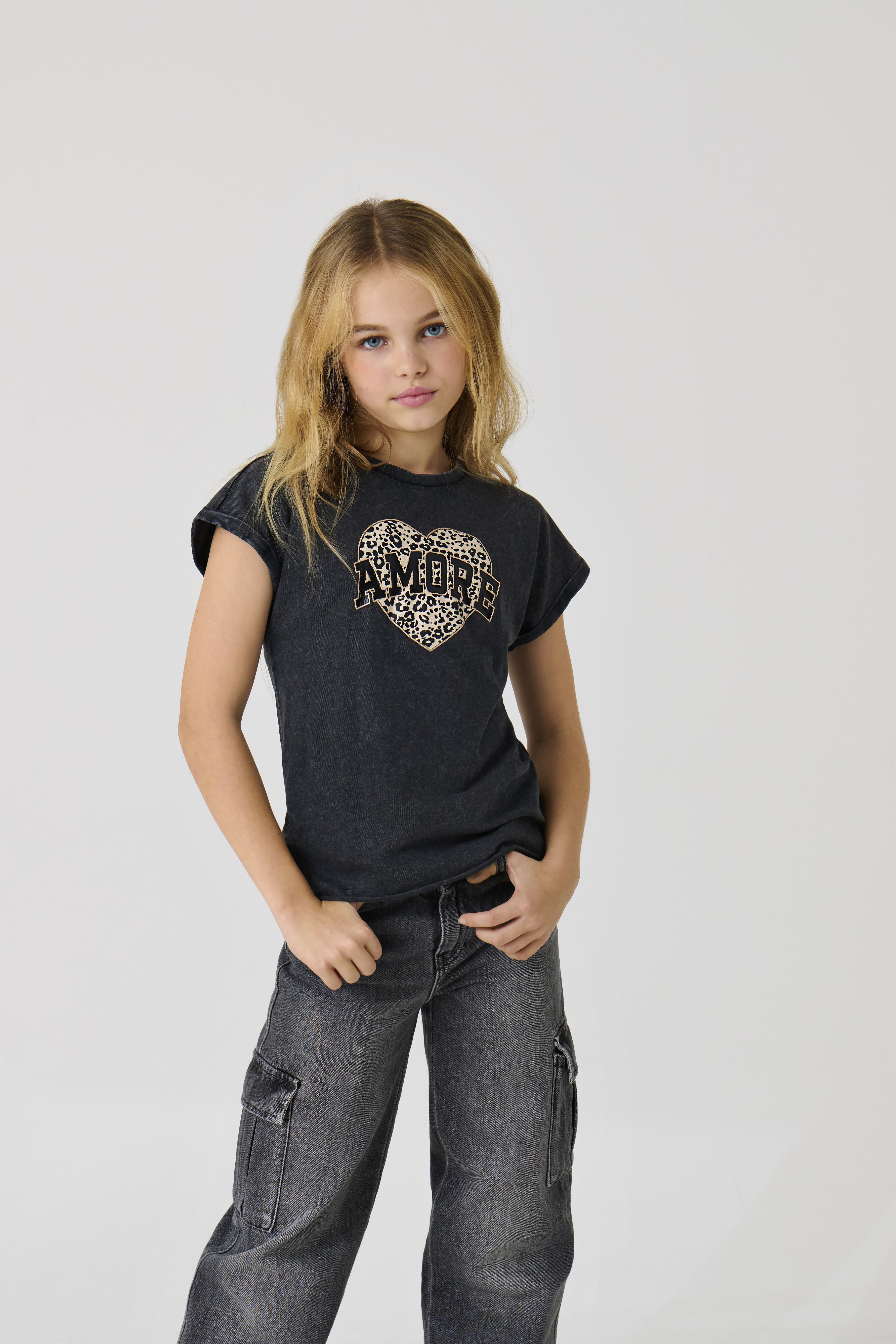Tee-shirts manches courtes Koglucy Life S/S Amore Top Box Jrs Noos fille noir Kids Only Tee-shirts manches courtes Koglucy Life S/S Amore Top Box Jrs Noos fille noir PHANTOM