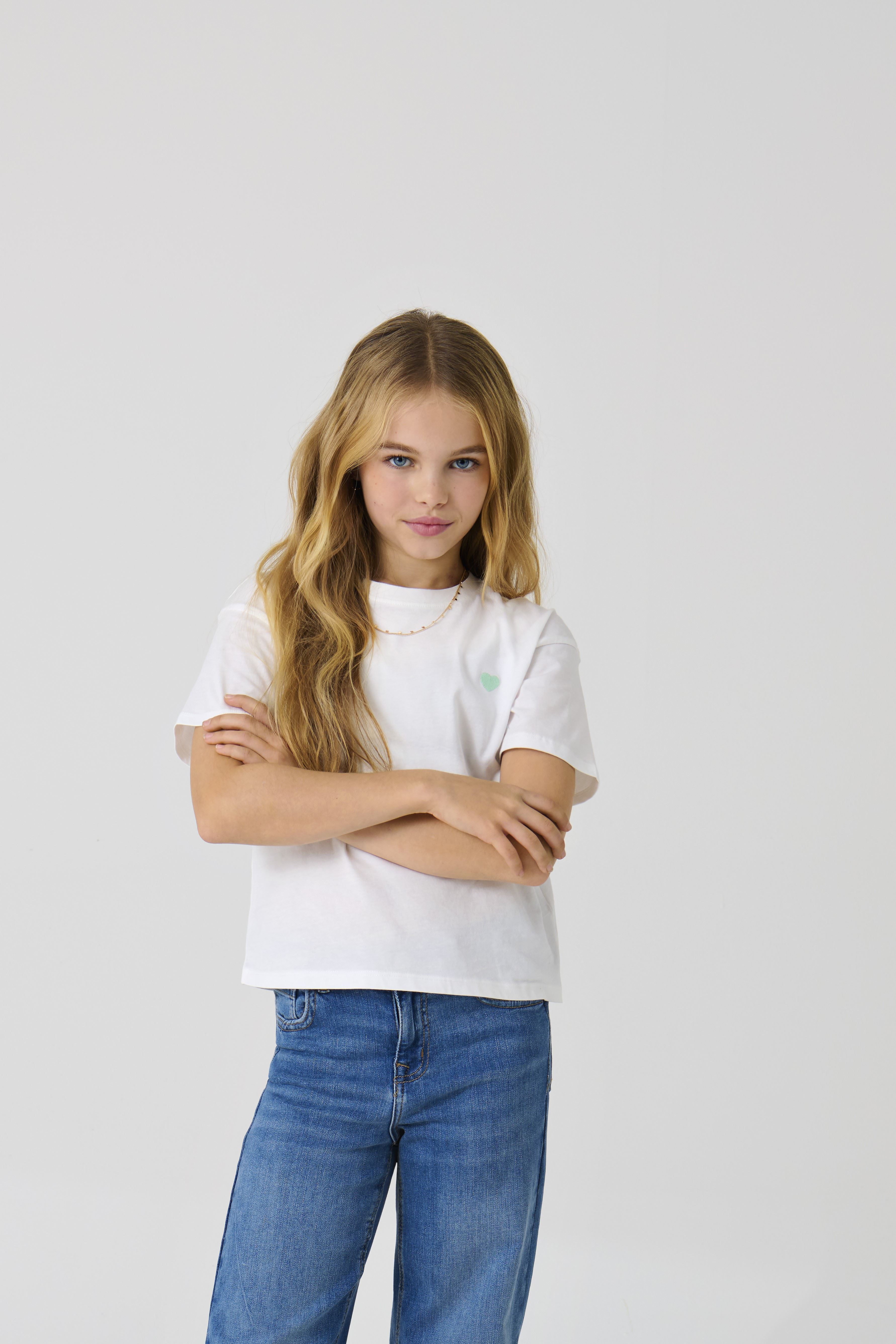 Tee-shirts manches courtes Kogmaiken Life Cropheart Ss Top Jrs Noos fille blanc Kids Only Tee-shirts manches courtes Kogmaiken Life Cropheart Ss Top Jrs Noos fille blanc Cloud Dancer
