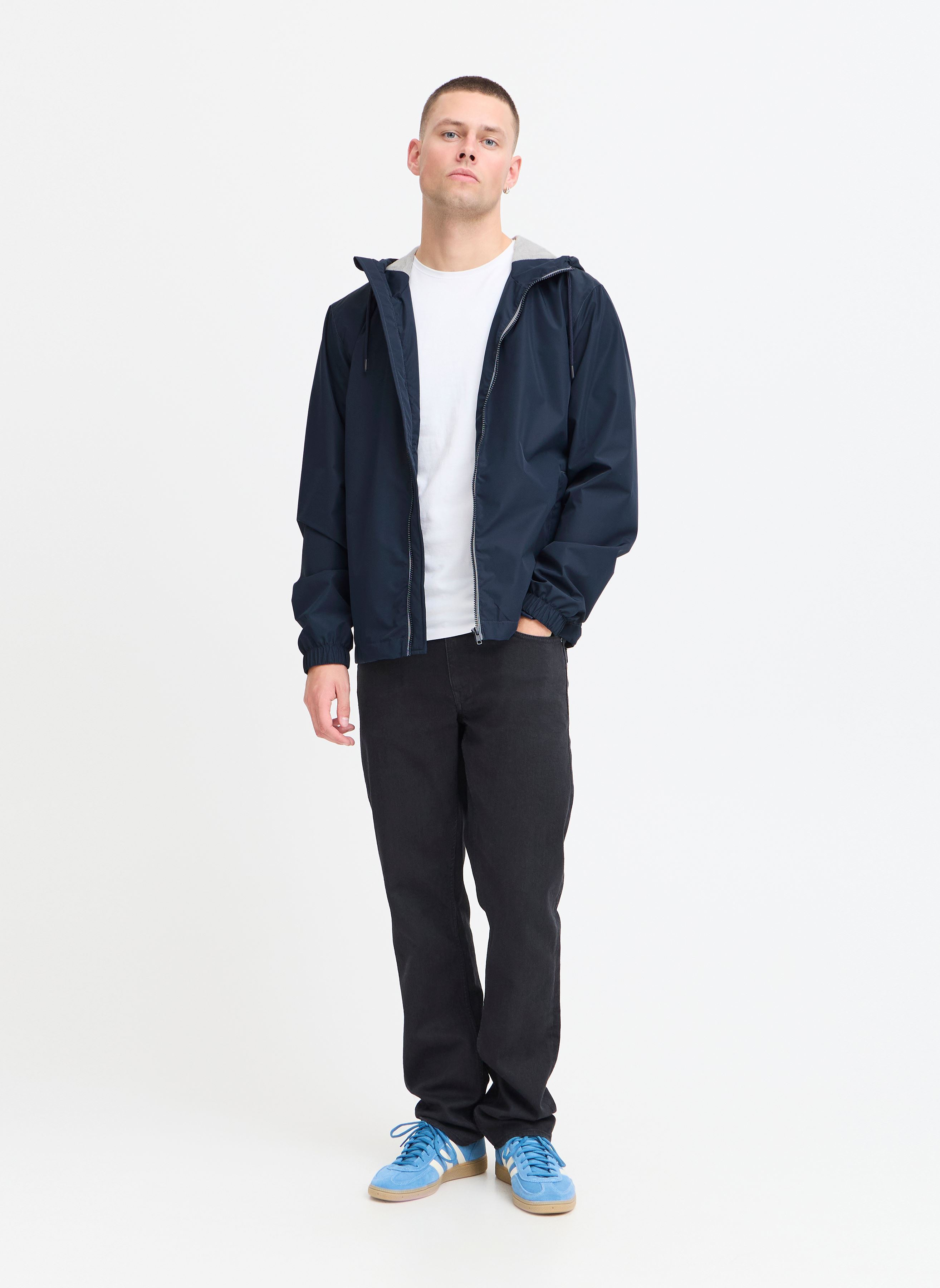 Windbreaker / Windjacken BHEFI jacket herren blau Blend Windbreaker / Windjacken BHEFI jacket herren blau DRESS BLUES
