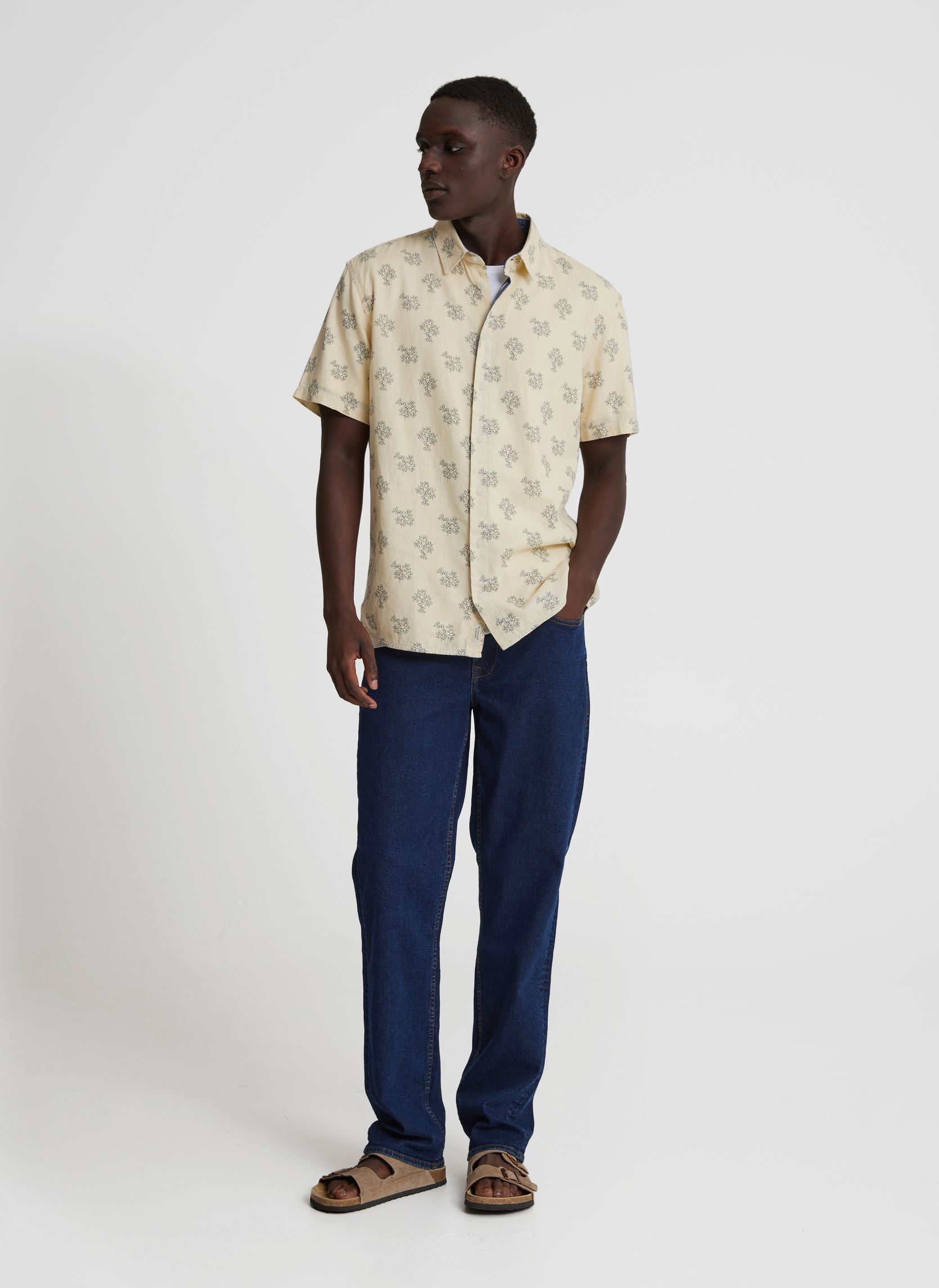 Chemises BHBOBBY Shirt print homme beige Blend Chemises BHBOBBY Shirt print homme beige BLEACHED SAND