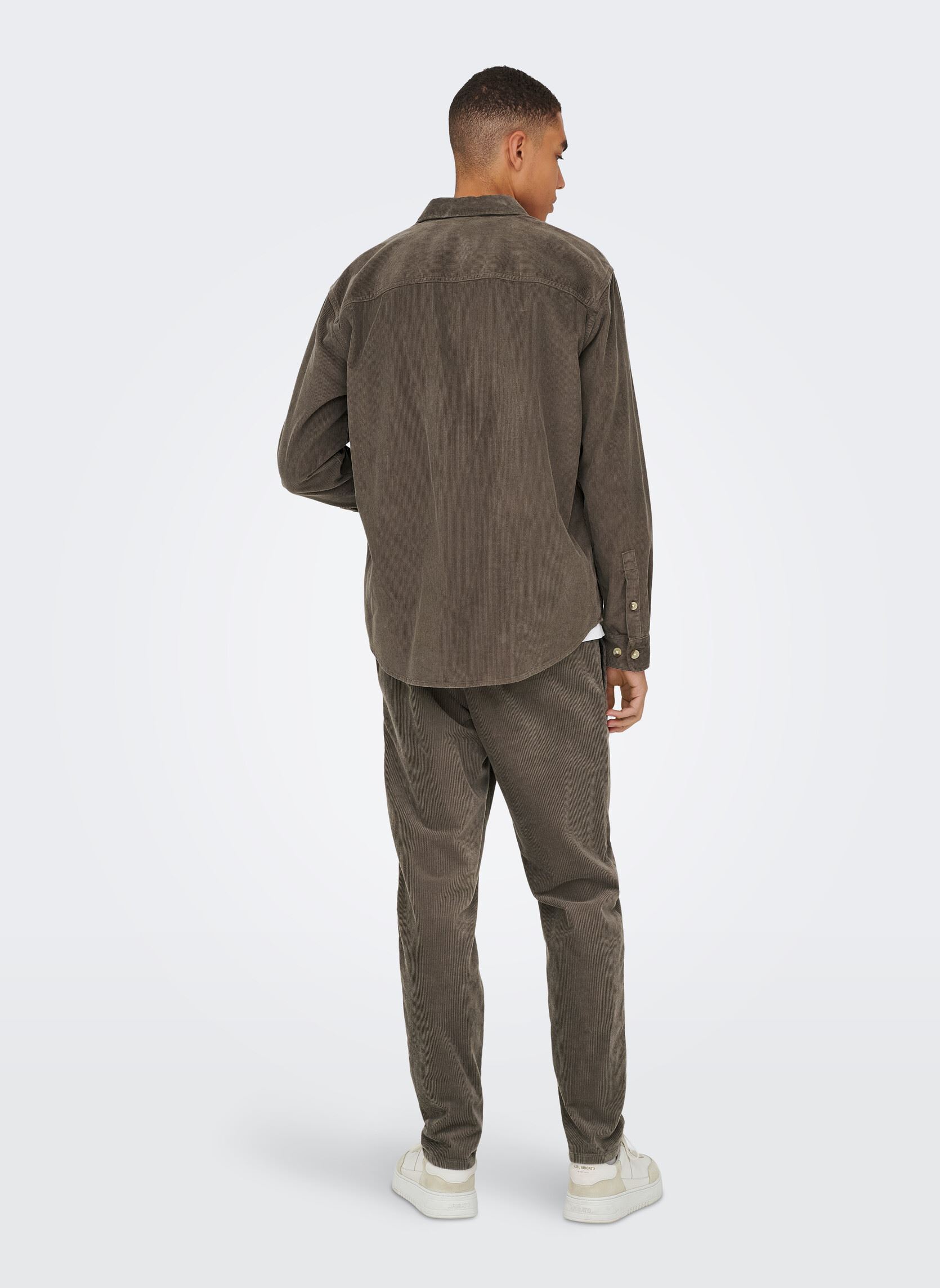 Chemises ONSALP RLX 2PKT WASHD CORD LS SHIRT NOOS homme marron Only & Sons Chemises ONSALP RLX 2PKT WASHD CORD LS SHIRT NOOS homme marron FALCON