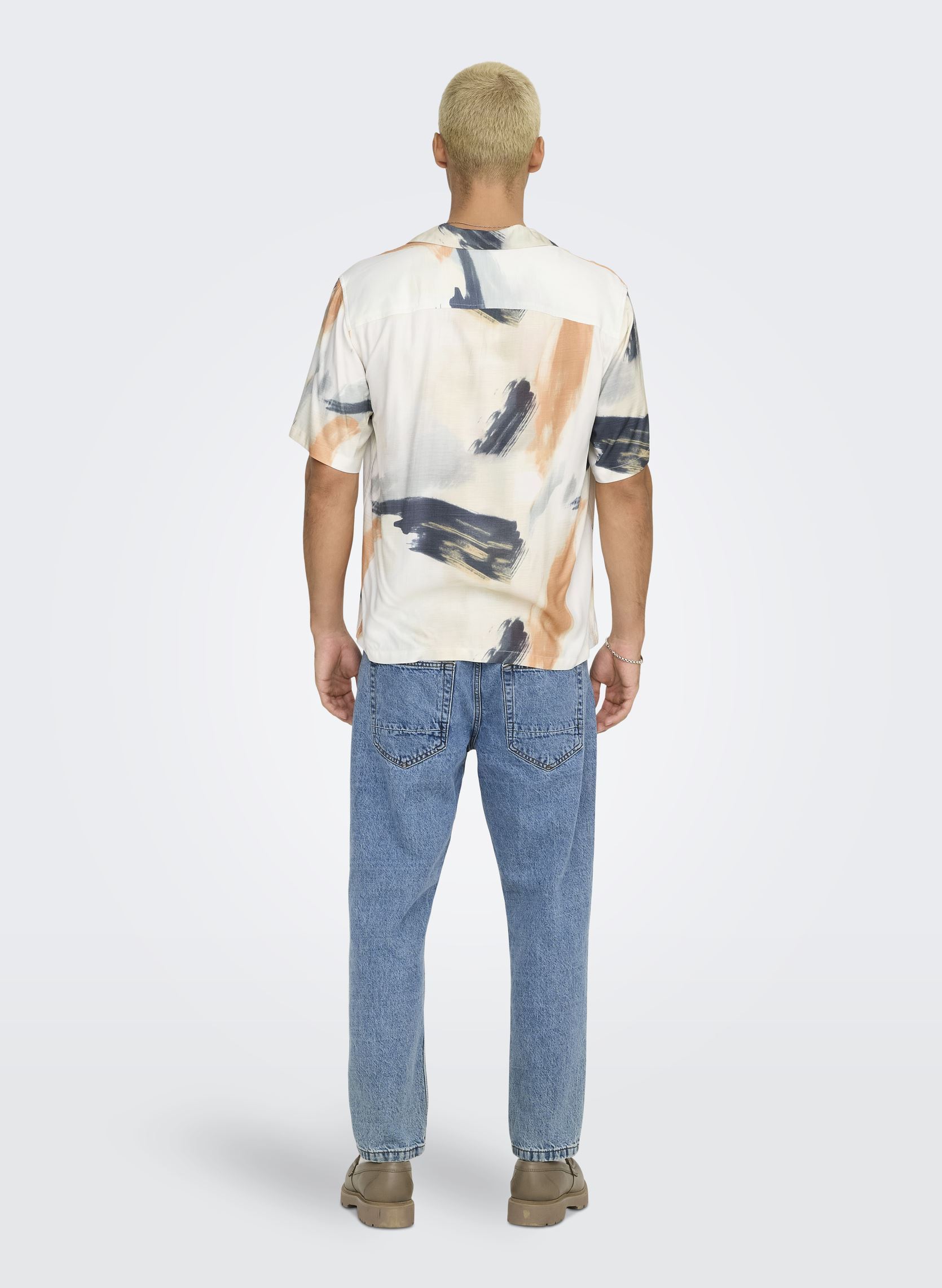 Chemises ONSDASH LIFE REG DIG AOP SS RESORT SHIRT homme beige Only & Sons Chemises ONSDASH LIFE REG DIG AOP SS RESORT SHIRT homme beige EGRET