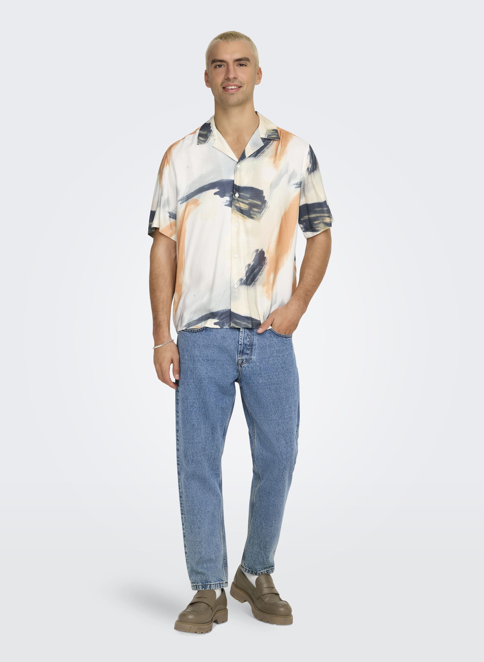 Chemises ONSDASH LIFE REG DIG AOP SS RESORT SHIRT homme beige Only & Sons Chemises ONSDASH LIFE REG DIG AOP SS RESORT SHIRT homme beige EGRET