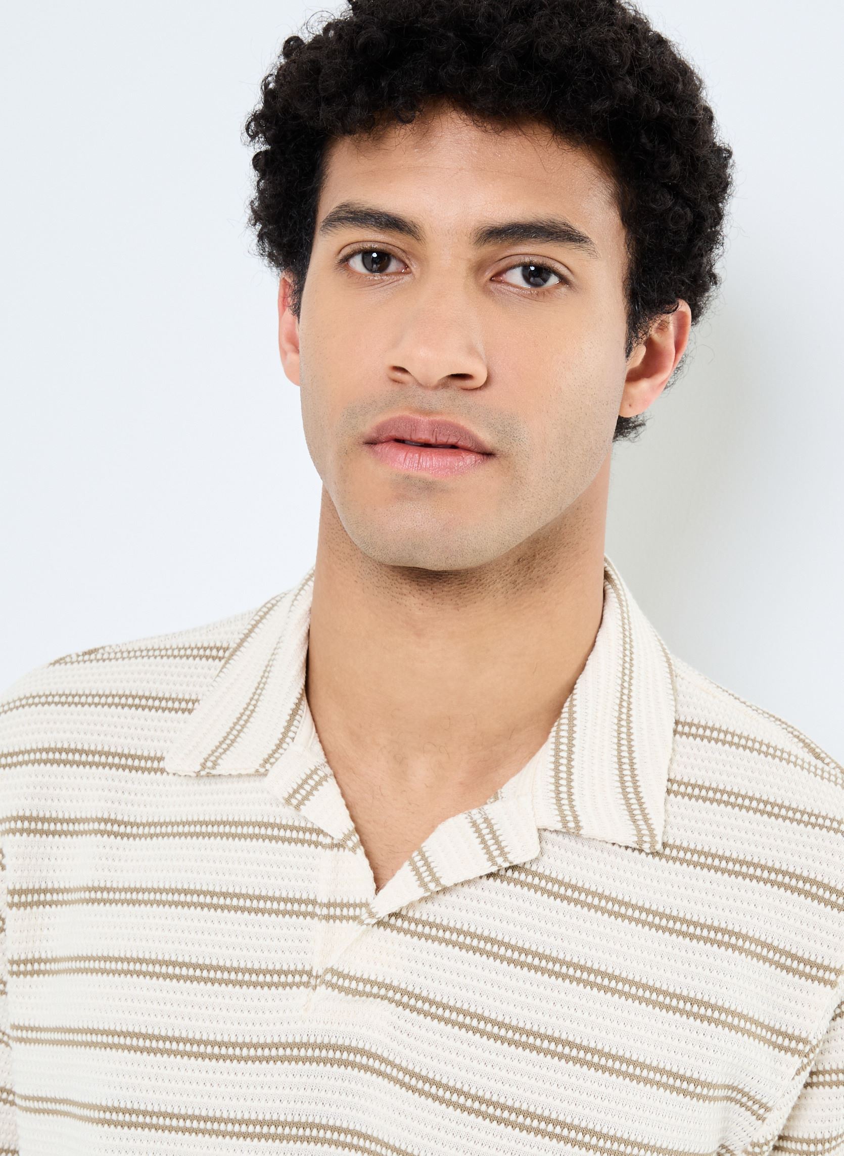 T-shirt a maniche corte ONSIAN REG STRIPE STRUCT SS RESORT POLO uomo beige Only & Sons T-shirt a maniche corte ONSIAN REG STRIPE STRUCT SS RESORT POLO uomo beige CHINCHILLA