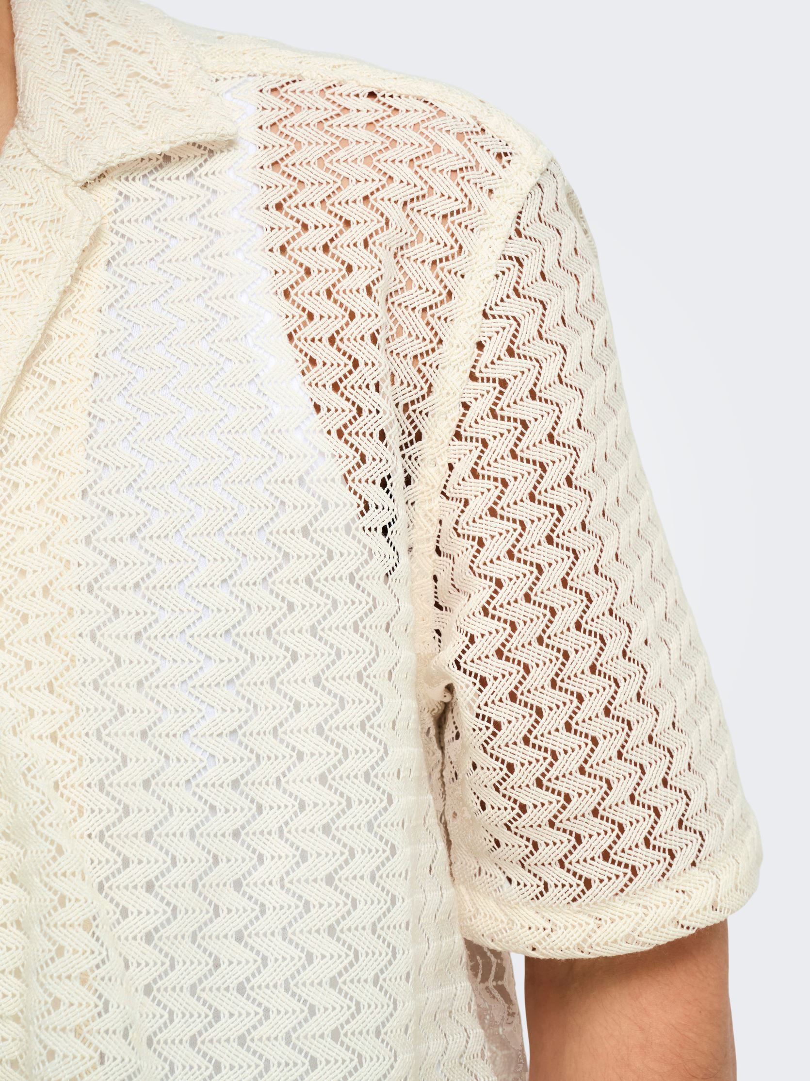 Chemises ONSNOVAK RLX RESORT SS ZIGZAG SHIRT homme beige Only & Sons Chemises ONSNOVAK RLX RESORT SS ZIGZAG SHIRT homme beige EGRET