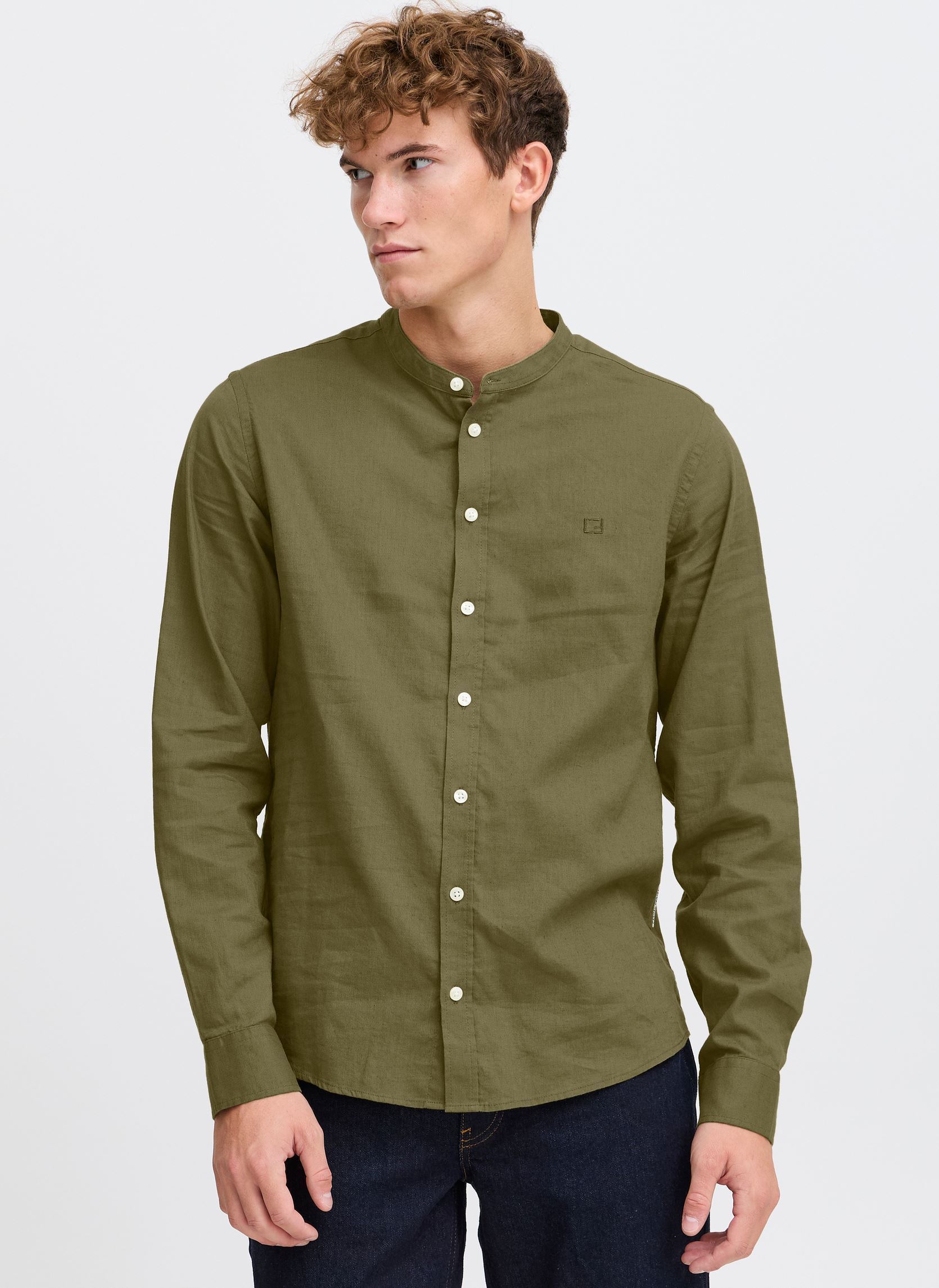 Chemises CFANTON 0053 CC LS linen mix shirt homme vert Casual Friday Chemises CFANTON 0053 CC LS linen mix shirt homme vert WINTER MOSS