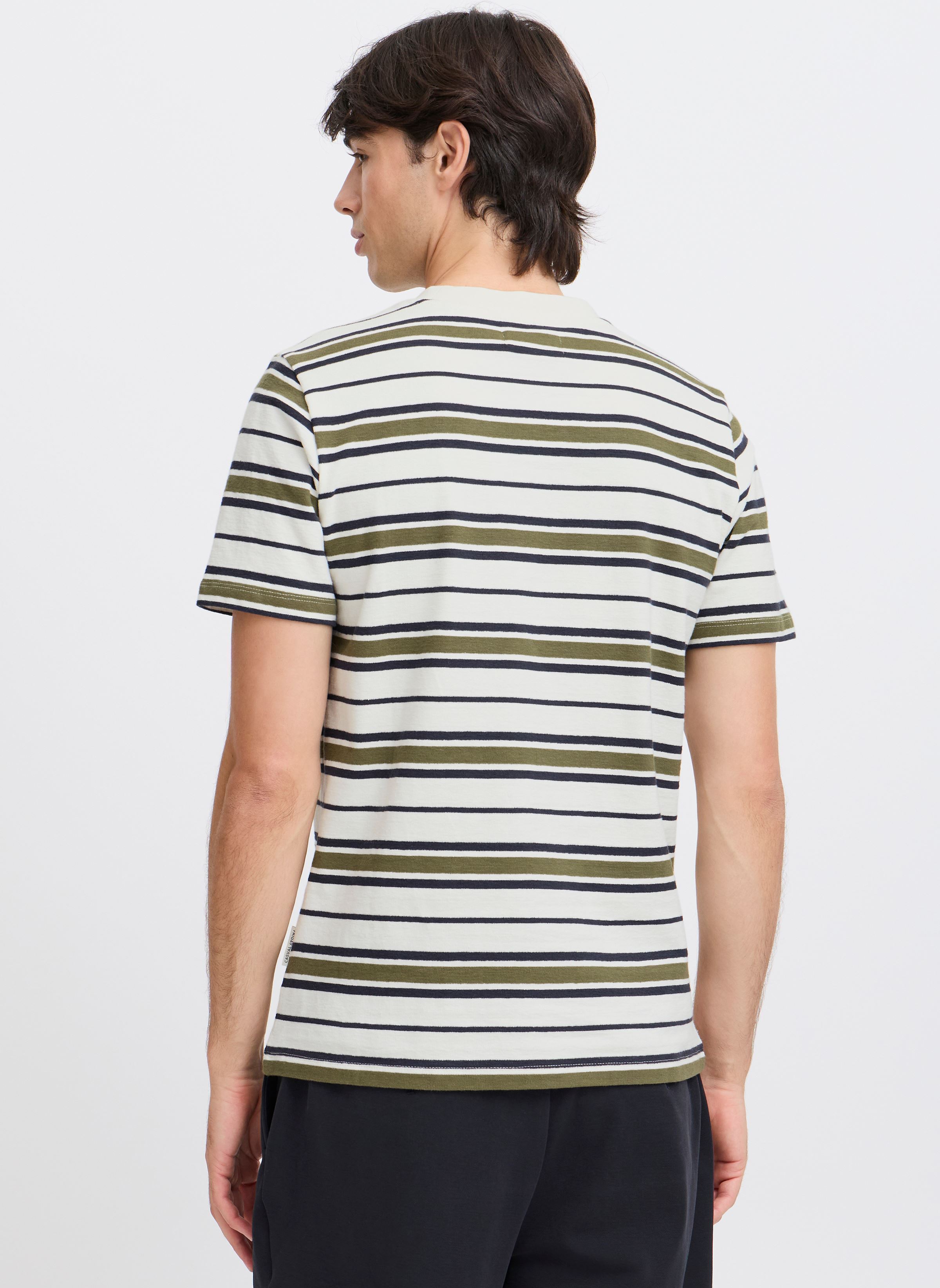 Tee-shirts manches courtes CFFRANKIE structured striped tee homme blanc Casual Friday Tee-shirts manches courtes CFFRANKIE structured striped tee homme blanc WINTER MOSS