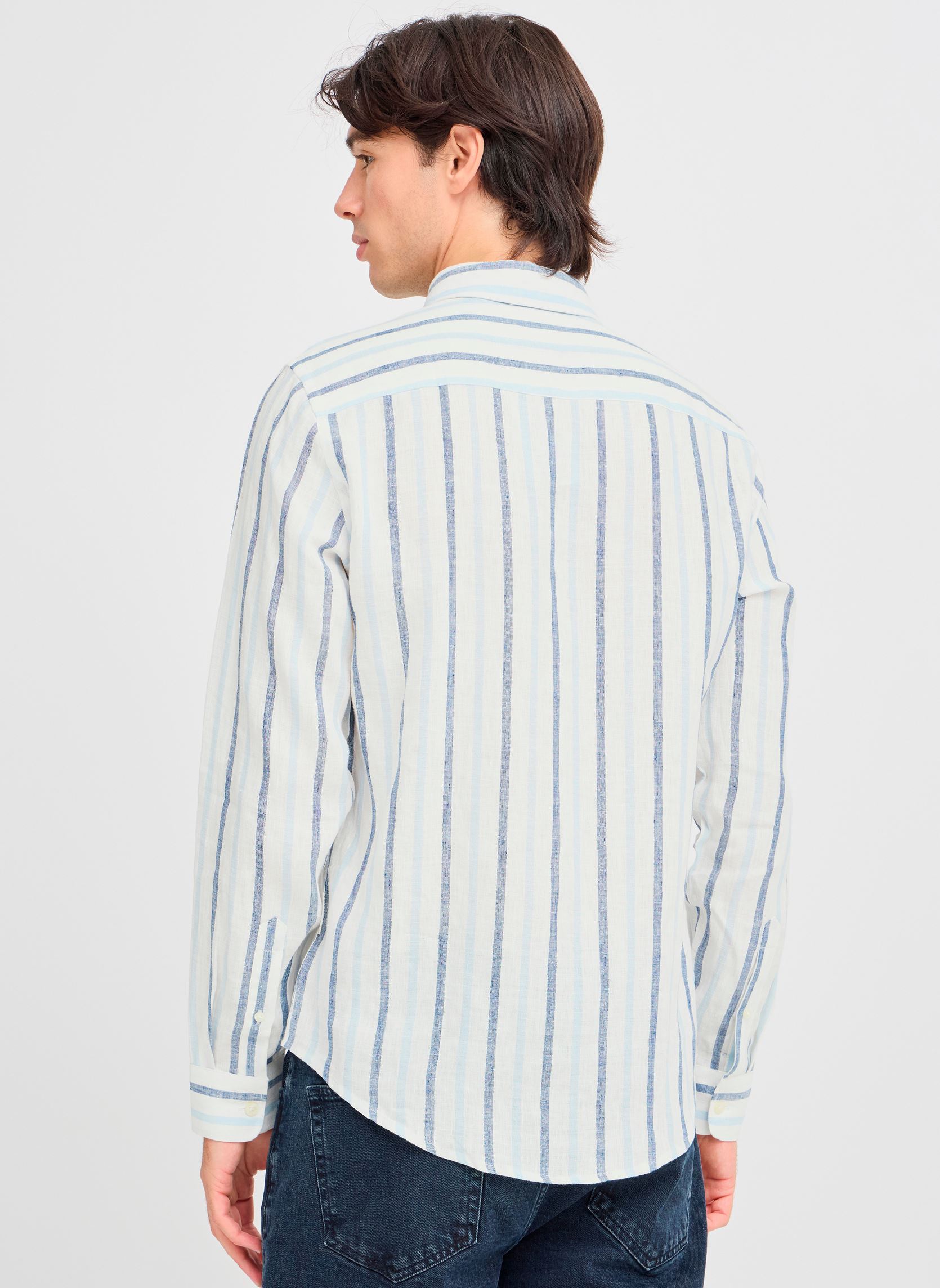 Hemden CFDYLAN LS BD striped linen shirt heren wit Casual Friday Hemden CFDYLAN LS BD striped linen shirt heren wit ESTATE BLUE