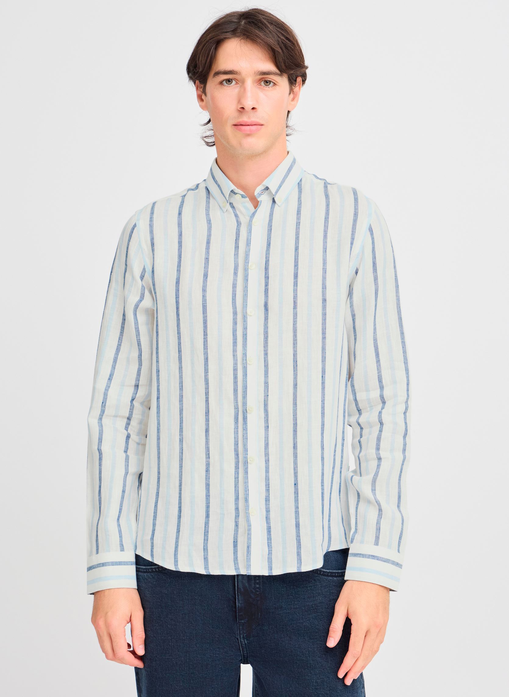 Hemden CFDYLAN LS BD striped linen shirt heren wit Casual Friday Hemden CFDYLAN LS BD striped linen shirt heren wit ESTATE BLUE
