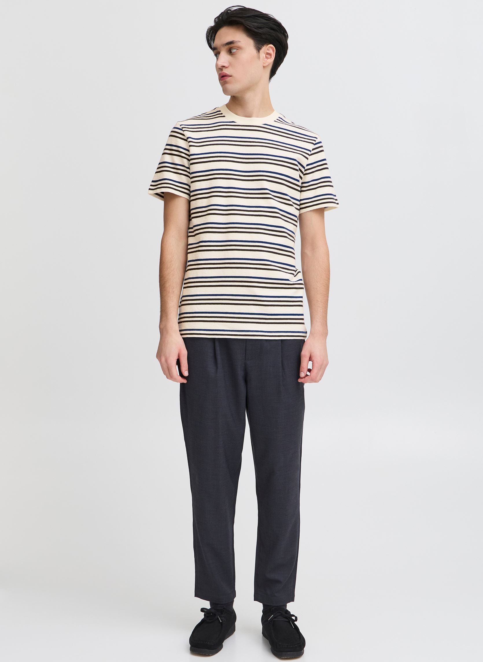 T-shirts met korte mouwen CFLEON striped frotté tee heren wit Casual Friday T-shirts met korte mouwen CFLEON striped frotté tee heren wit CLOUD DANCER