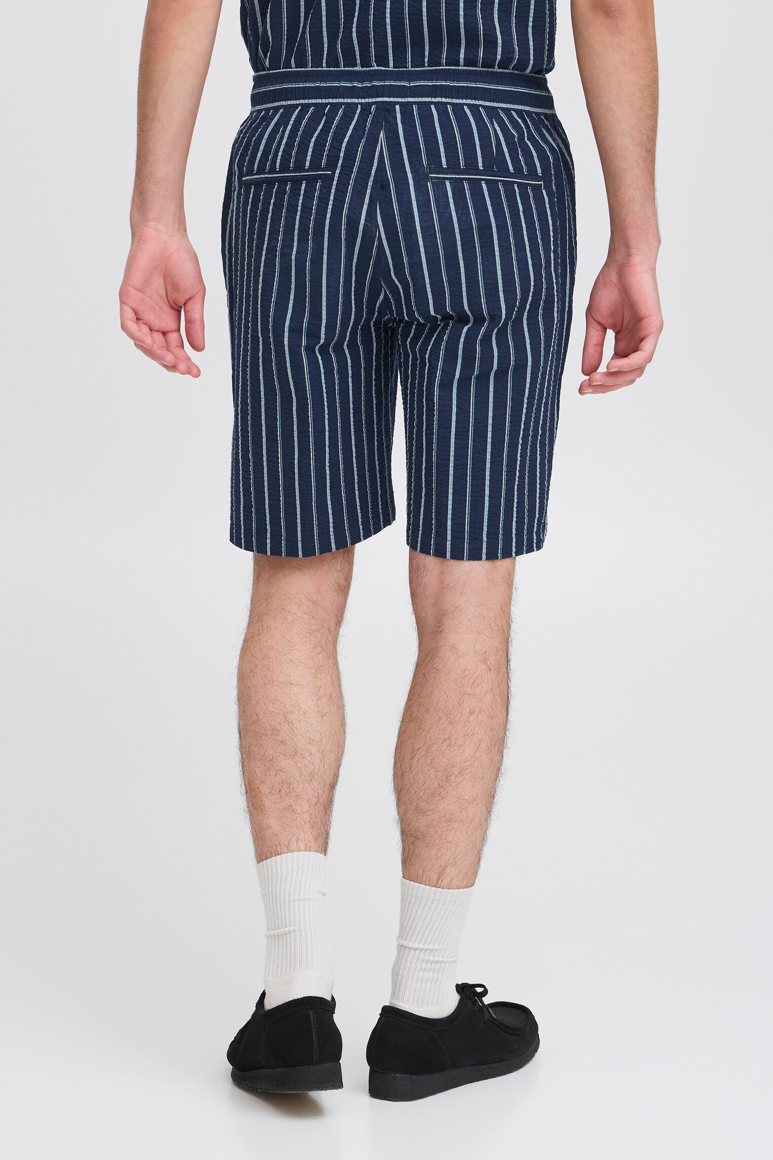 Bermuda-Shorts CFKAI 0204 SS striped seersucker shorts herren blau Casual Friday Bermuda-Shorts CFKAI 0204 SS striped seersucker shorts herren blau NAVY BLAZER