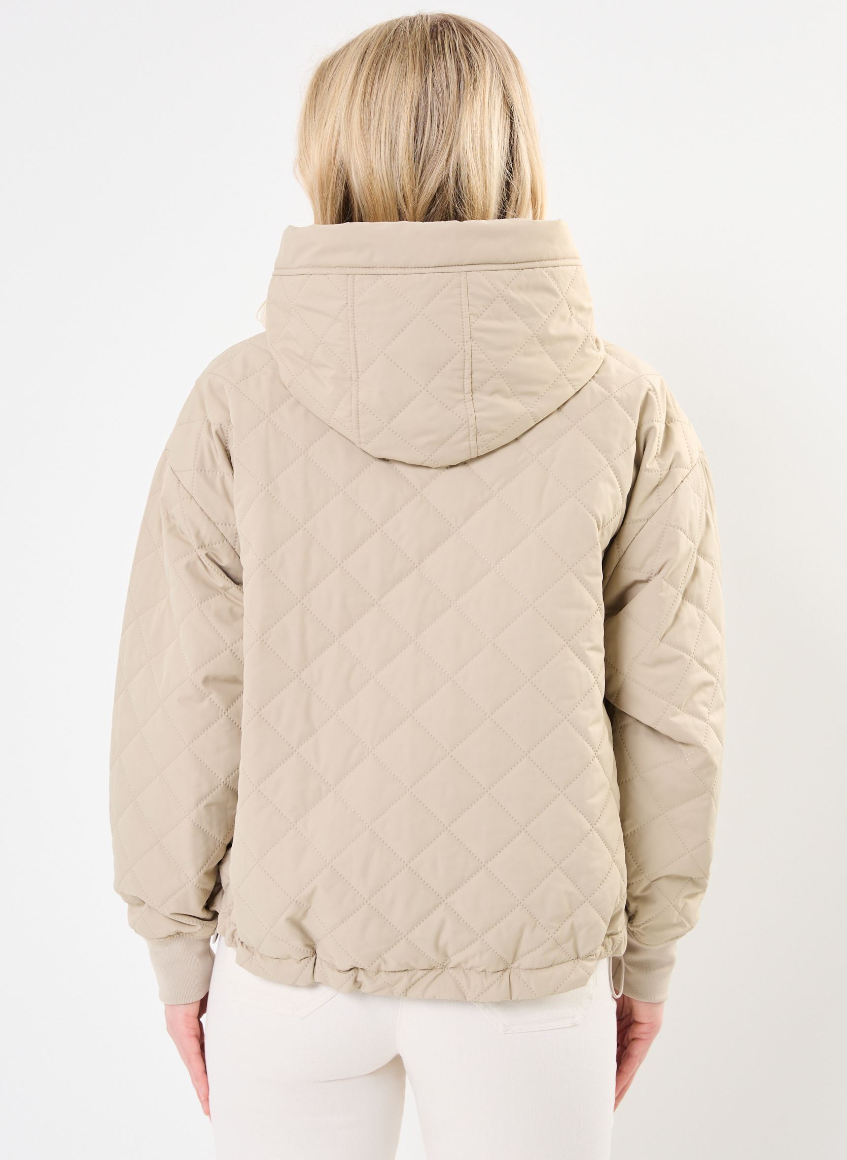 Winterjas MADDY QUILT dames beige Barbour Winterjas MADDY QUILT dames beige LIGHT SAND/ANCIENT