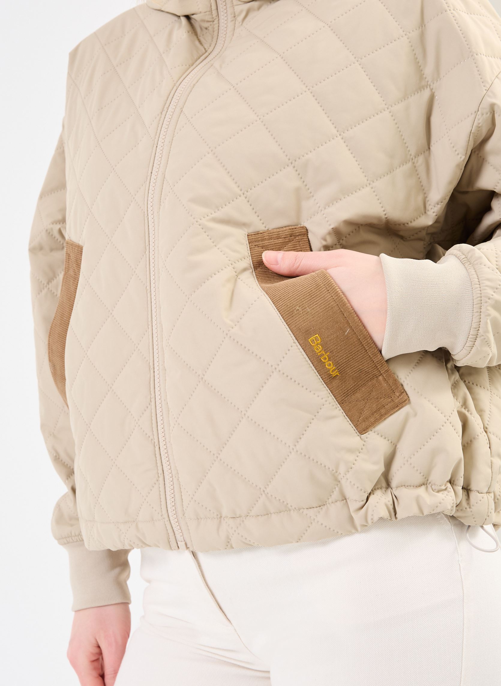 Winterjas MADDY QUILT dames beige Barbour Winterjas MADDY QUILT dames beige LIGHT SAND/ANCIENT