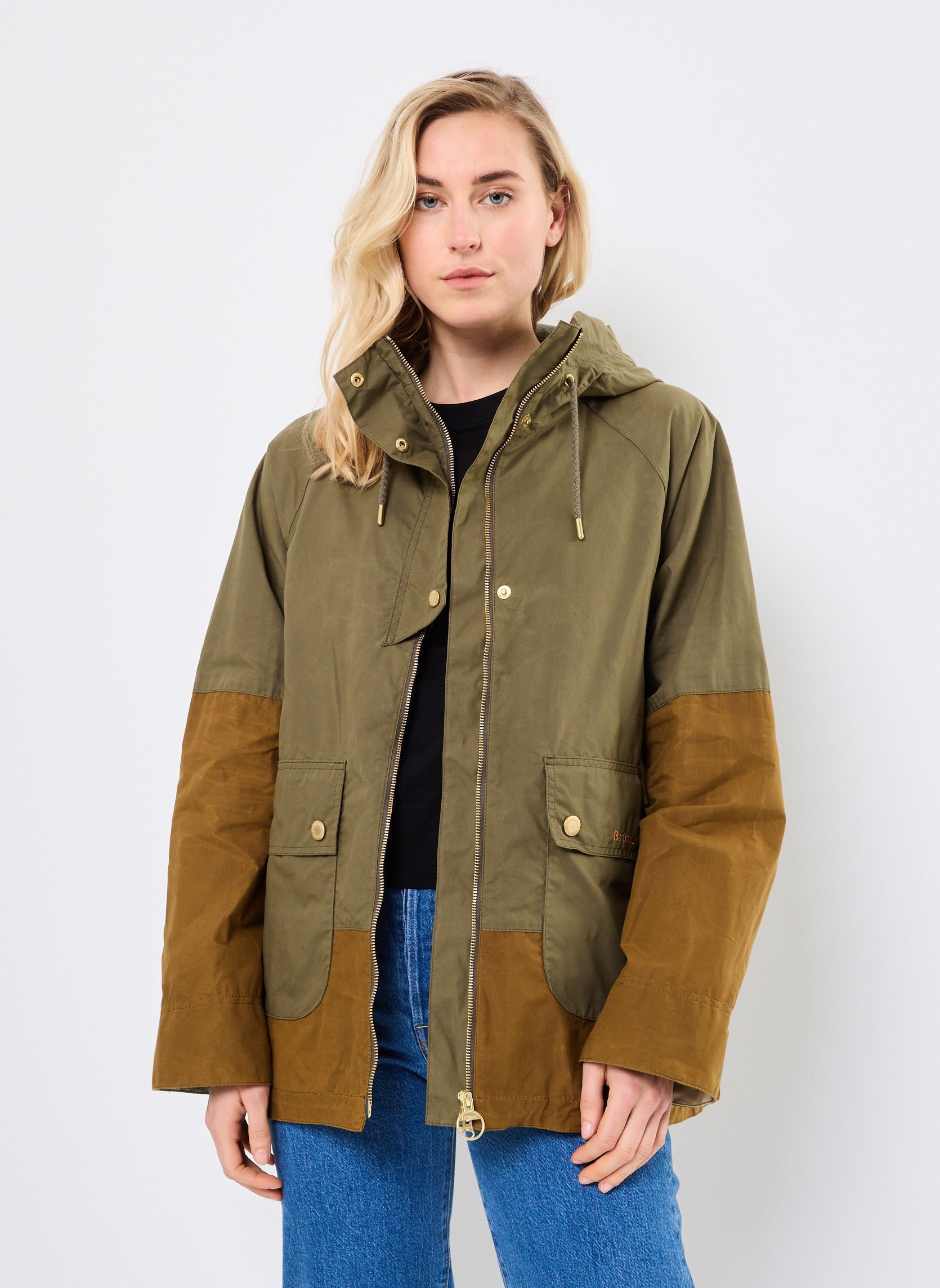 Mantels HAYLEY SHOWERPROOF JACKET dames groen Barbour Mantels HAYLEY SHOWERPROOF JACKET dames groen DUSKY GREEN/BREEN/ANCIENT TART