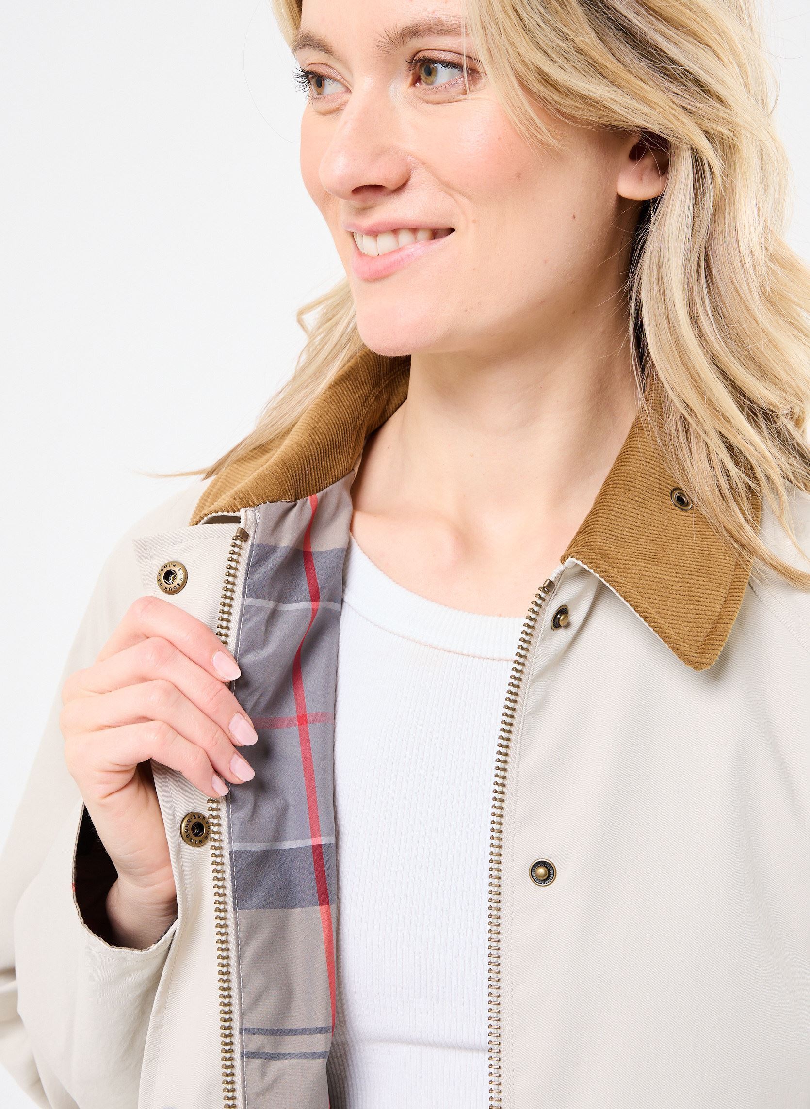 Parkas SOFIE SHOWERPROOF JACKET femme beige Barbour Parkas SOFIE SHOWERPROOF JACKET femme beige BEIGE/DRESS