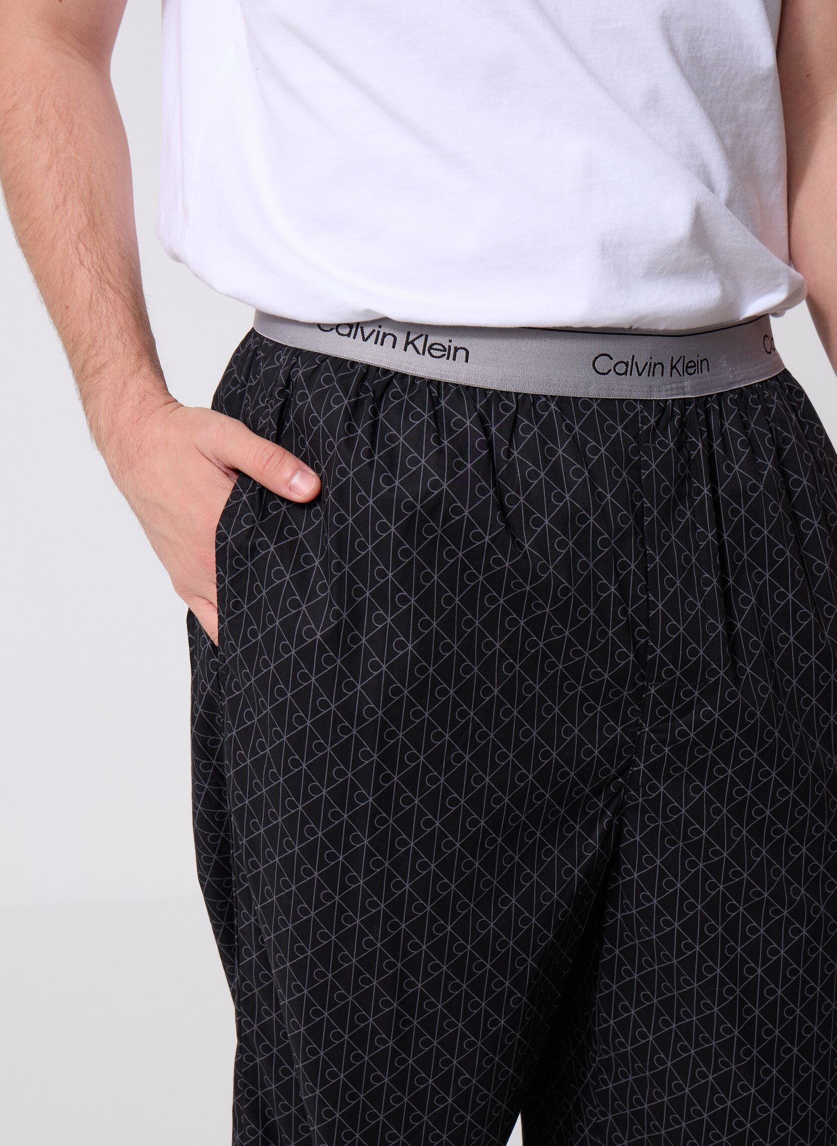 Joggings Sleep Pant LV00NM2830 homme noir Calvin Klein Joggings Sleep Pant LV00NM2830 homme noir BLACK
