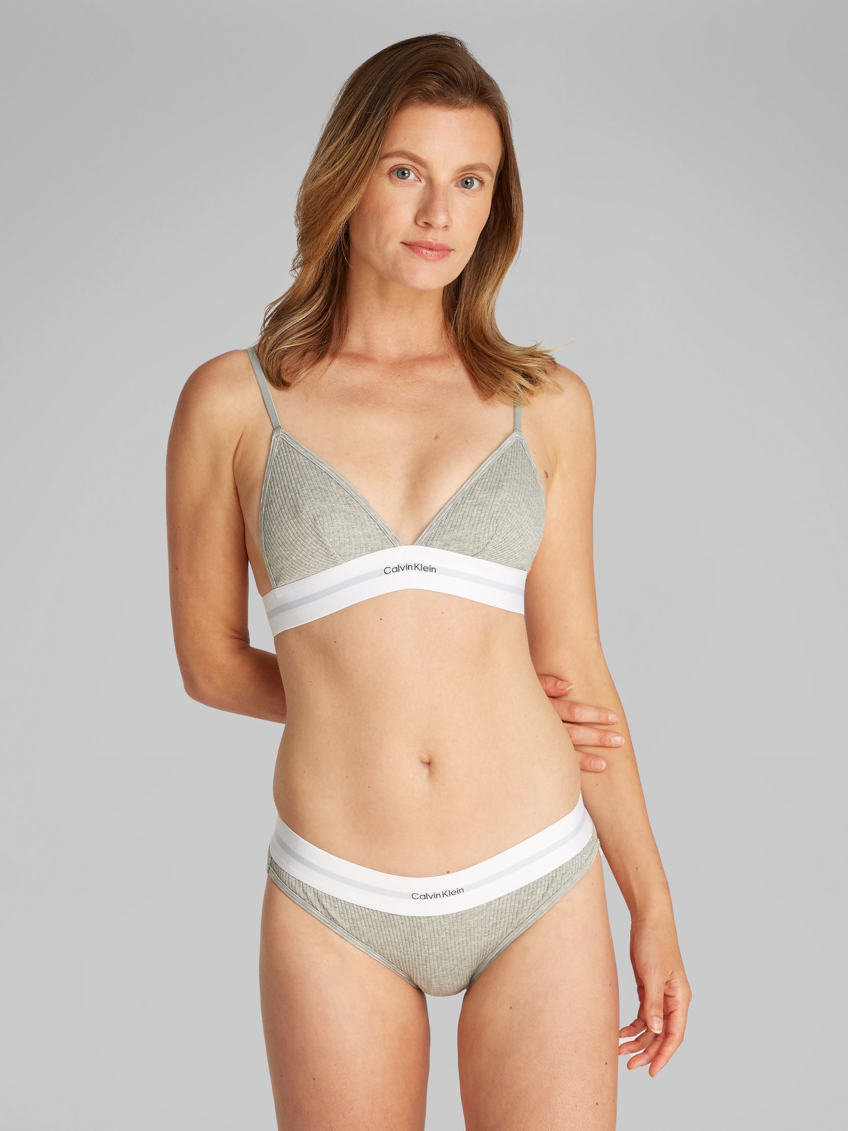 Shortys Bikini LV00QF8022 femme gris Calvin Klein Shortys Bikini LV00QF8022 femme gris GREY HEATHER