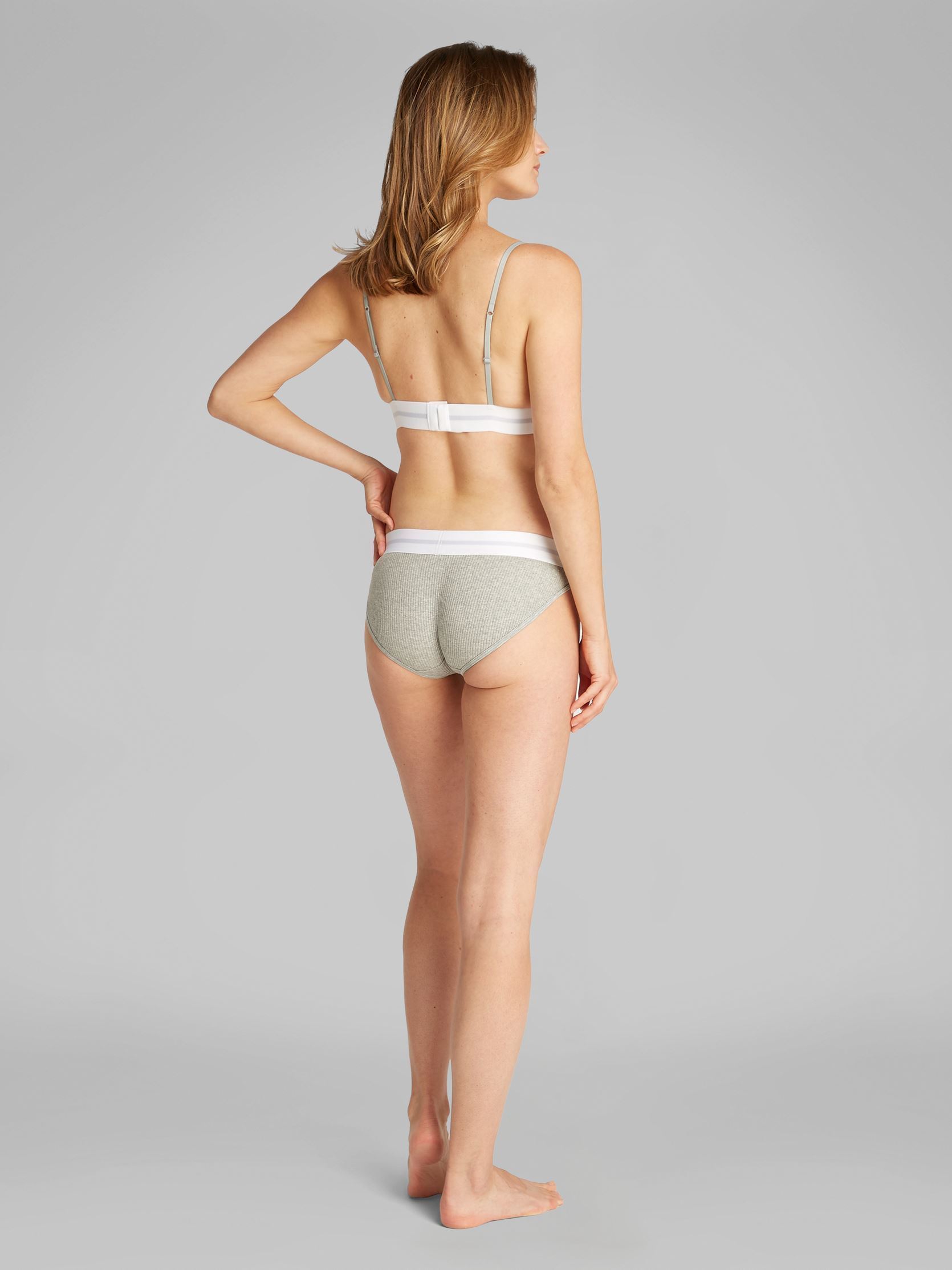 Shortys Bikini LV00QF8022 femme gris Calvin Klein Shortys Bikini LV00QF8022 femme gris GREY HEATHER