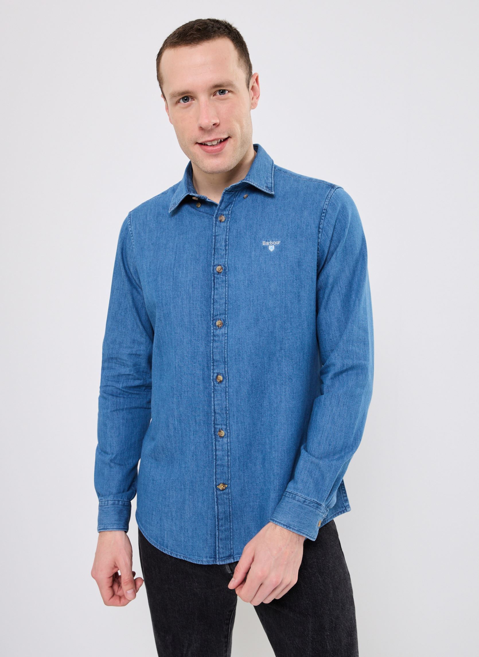 Chemises CHAMBRAY CREST TAILORED FIT SHIRT homme bleu Barbour Chemises CHAMBRAY CREST TAILORED FIT SHIRT homme bleu CHAMBRAY