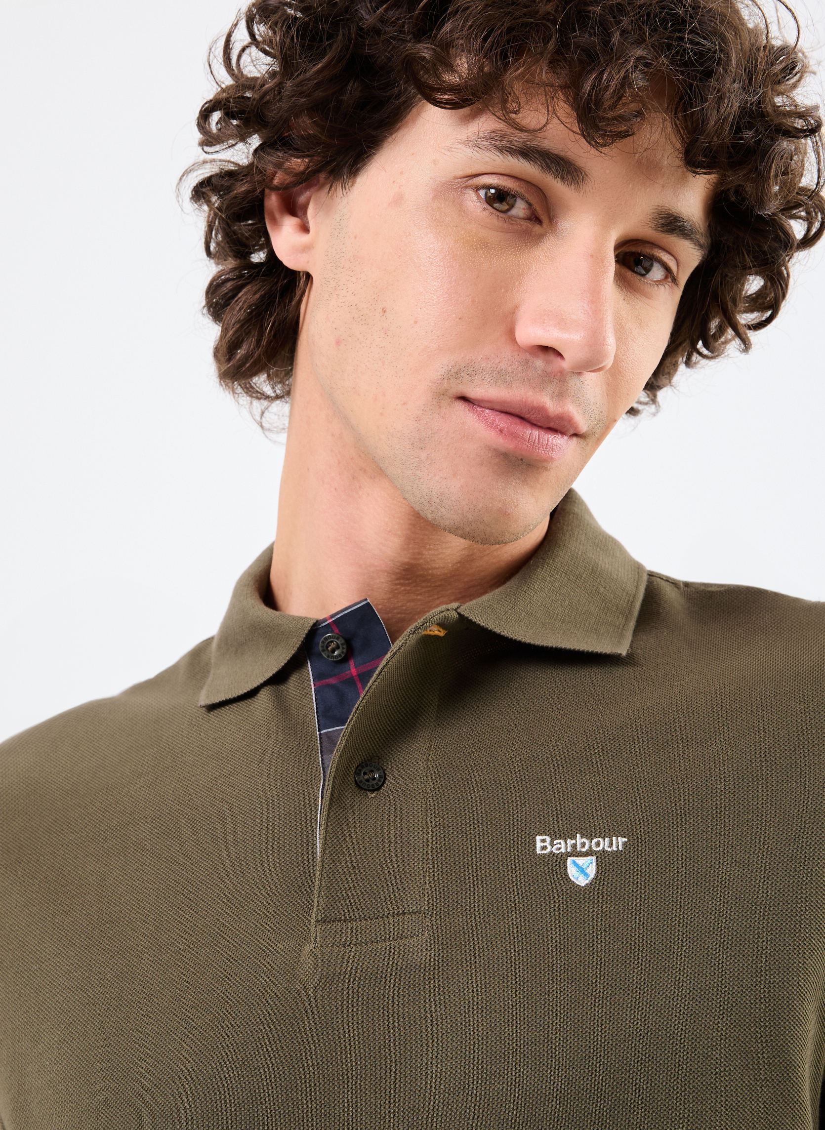 Polos manches courtes TARTAN PIQUE POLO SHIRT homme vert Barbour Polos manches courtes TARTAN PIQUE POLO SHIRT homme vert DARK OLIVE