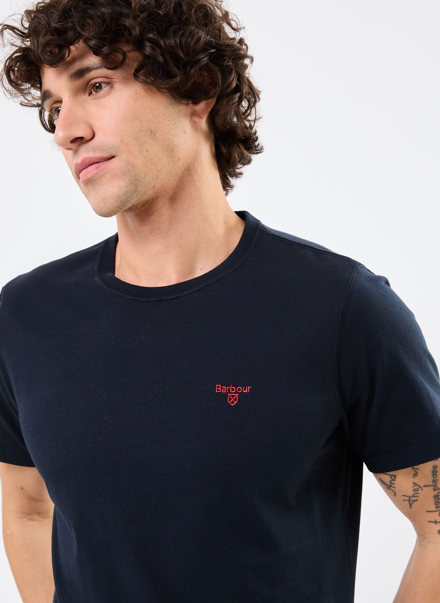 Tee-shirts manches courtes ESSENTIAL SPORTS T-SHIRT homme bleu Barbour Tee-shirts manches courtes ESSENTIAL SPORTS T-SHIRT homme bleu NAVY
