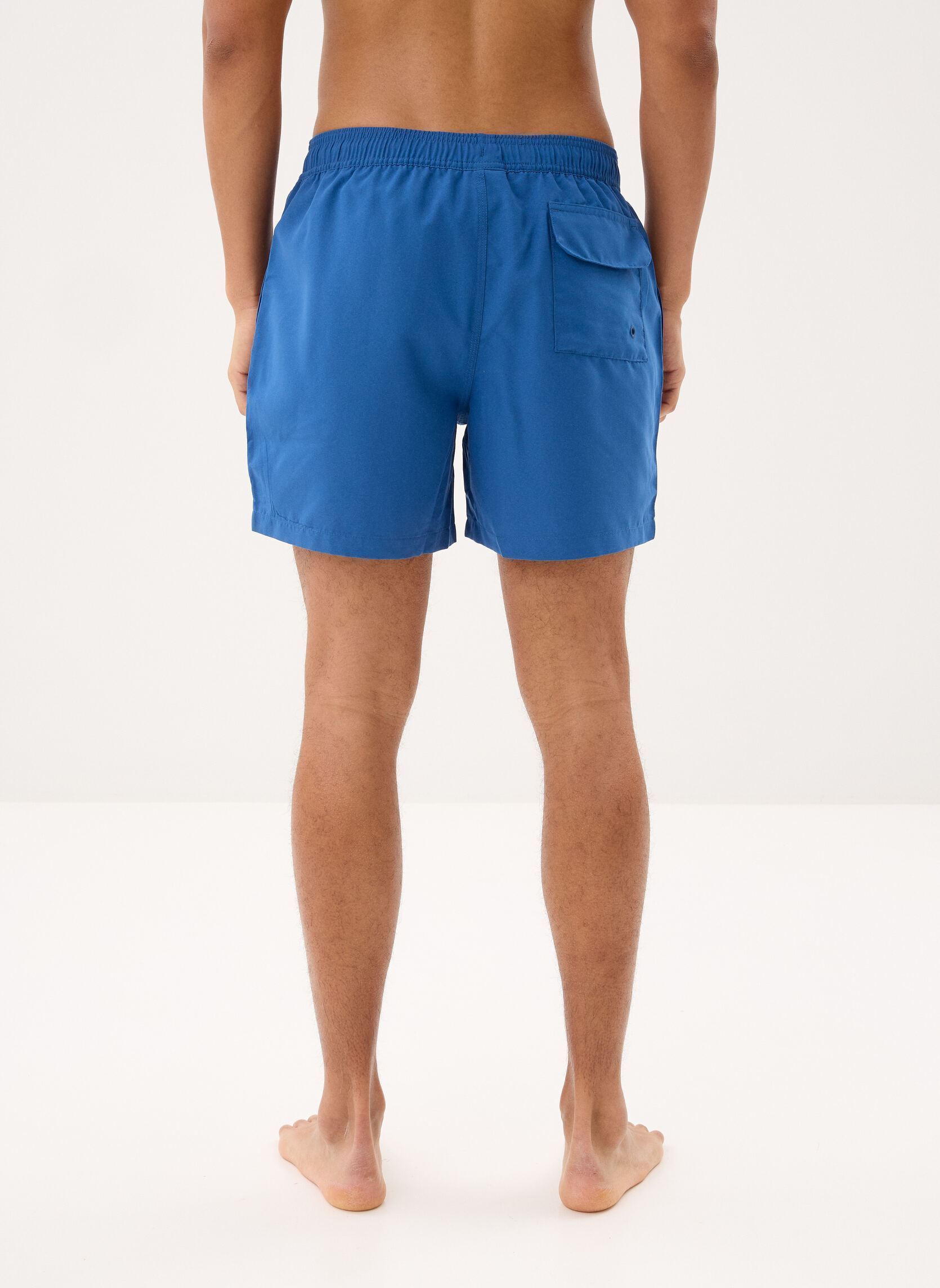 Shorts de bain STAPLE LOGO 5' SWIN SHORT homme bleu Barbour Shorts de bain STAPLE LOGO 5' SWIN SHORT homme bleu SAILBOAT BLUE