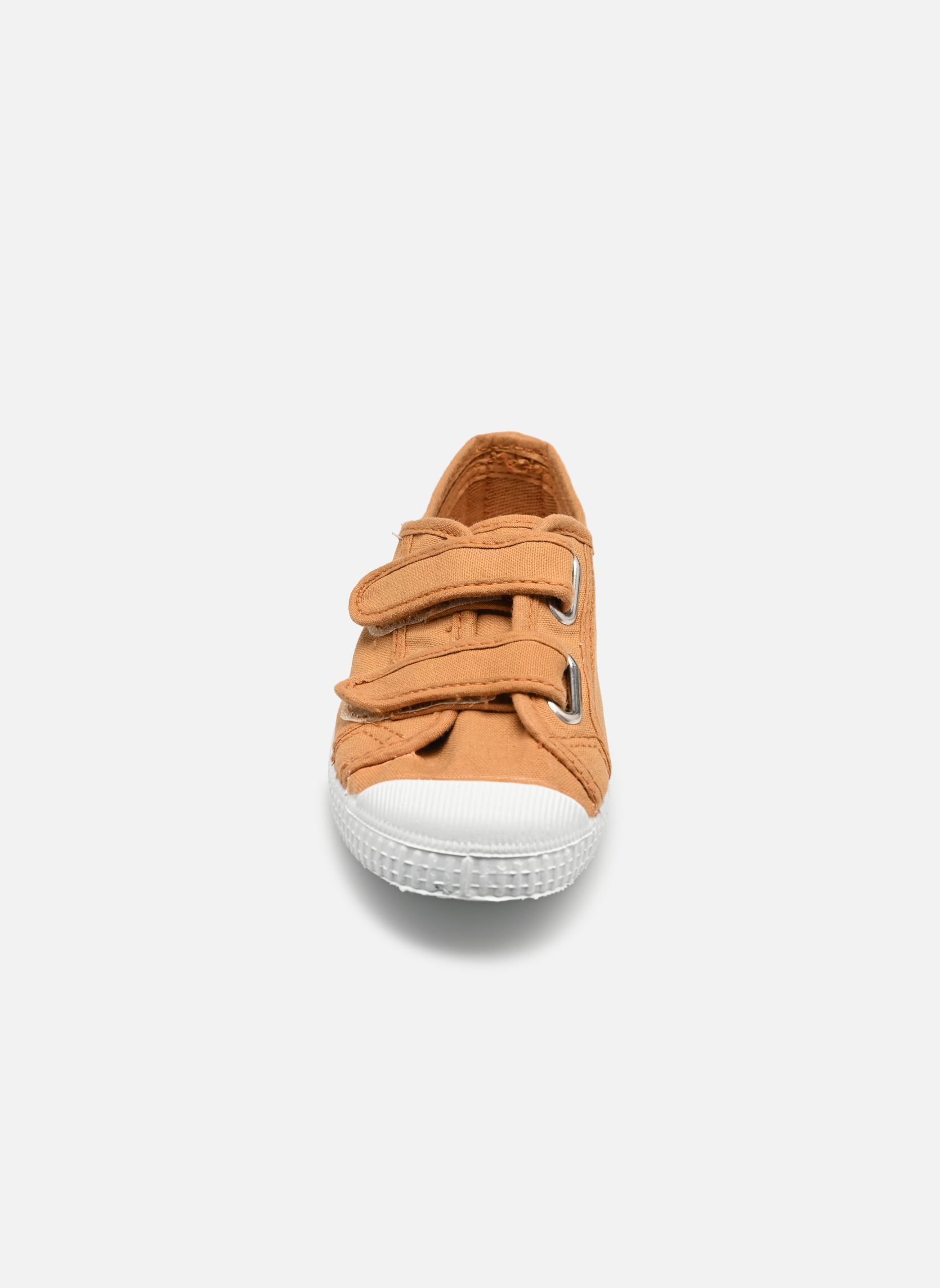 Baskets basses Bili marron Cienta Baskets basses Bili marron LINO DULCE