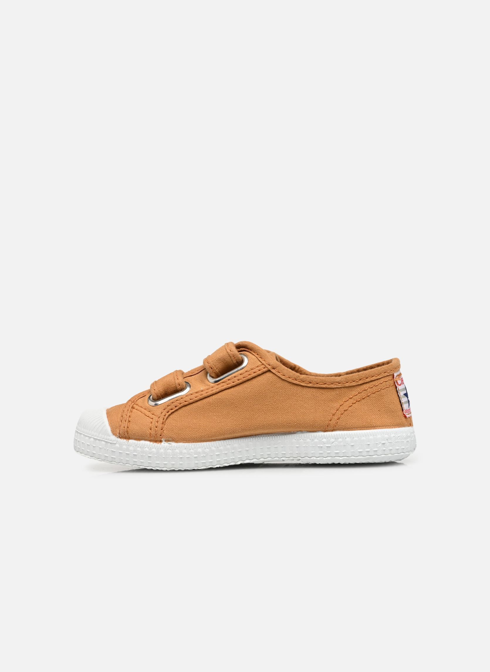 Baskets basses Bili marron Cienta Baskets basses Bili marron LINO DULCE