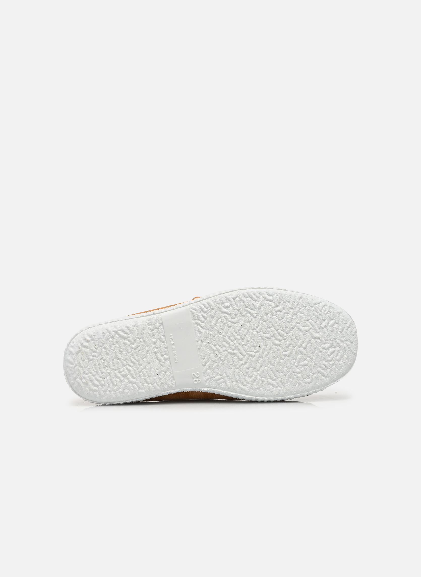 Baskets basses Bili marron Cienta Baskets basses Bili marron LINO DULCE
