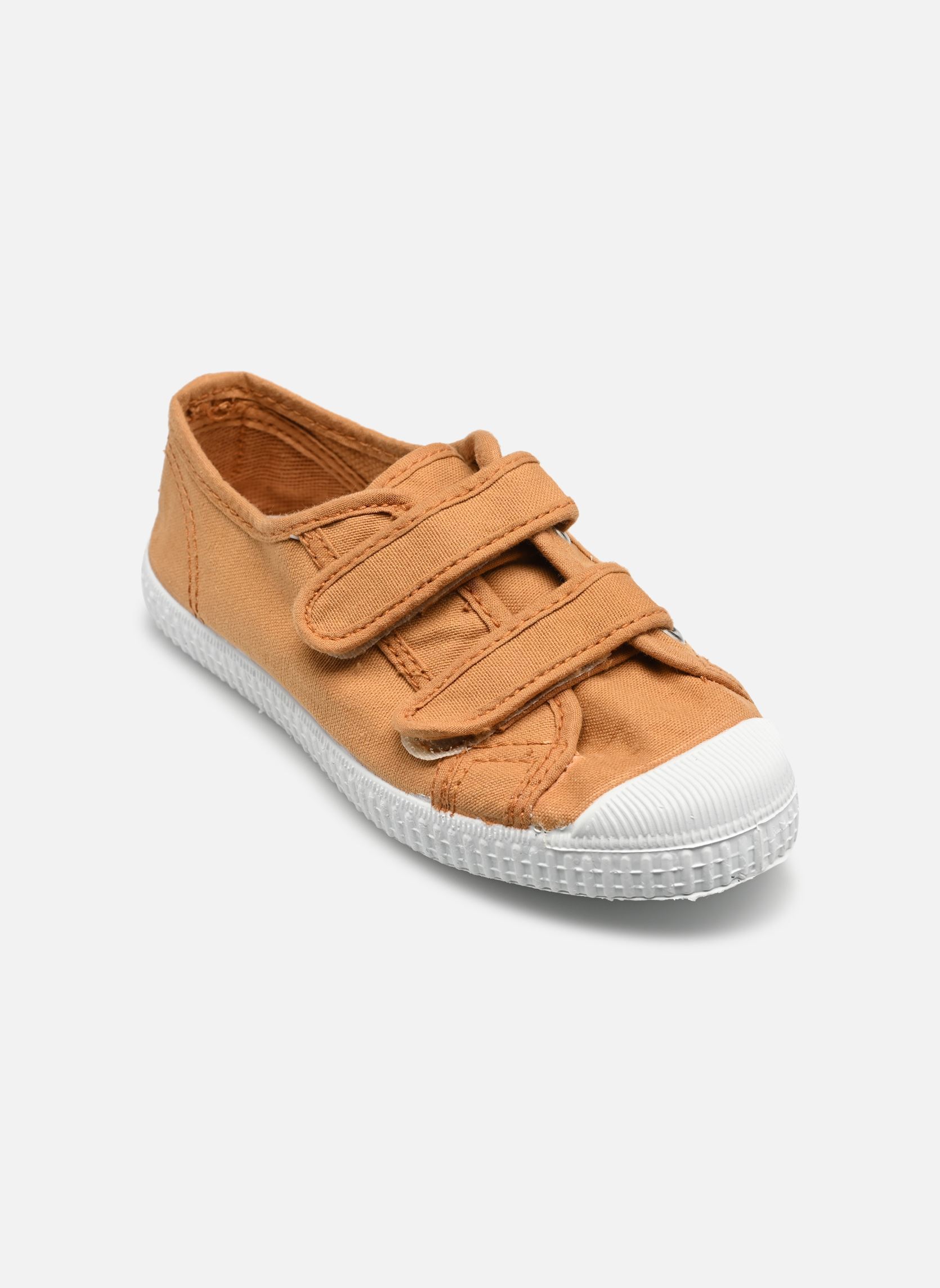 Baskets basses Bili marron Cienta Baskets basses Bili marron LINO DULCE